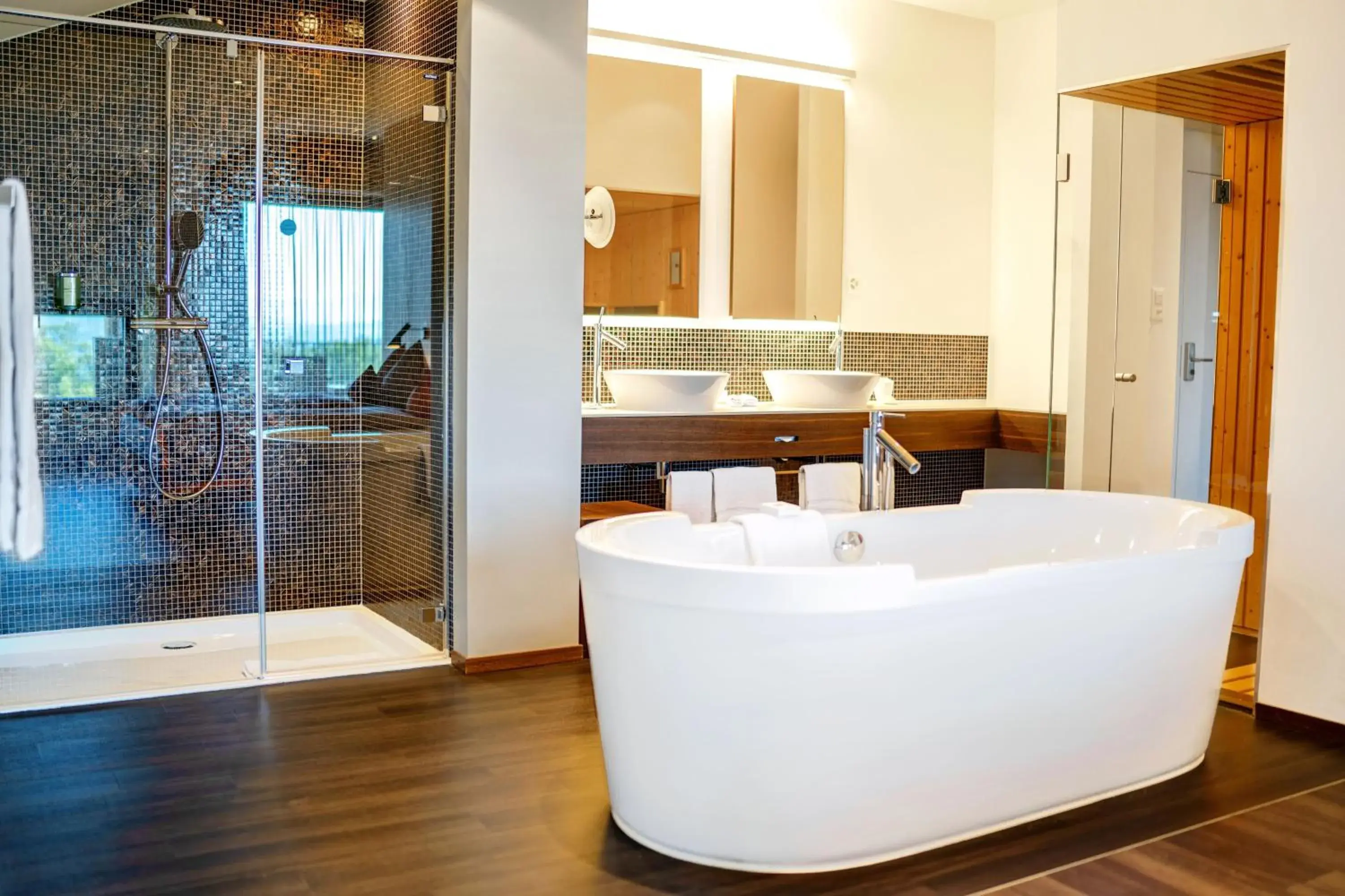 Panorama Suite with Sauna in Wellnesshotel Golfpanorama Panorama Suite with Sauna in Wellnesshotel Golfpanorama