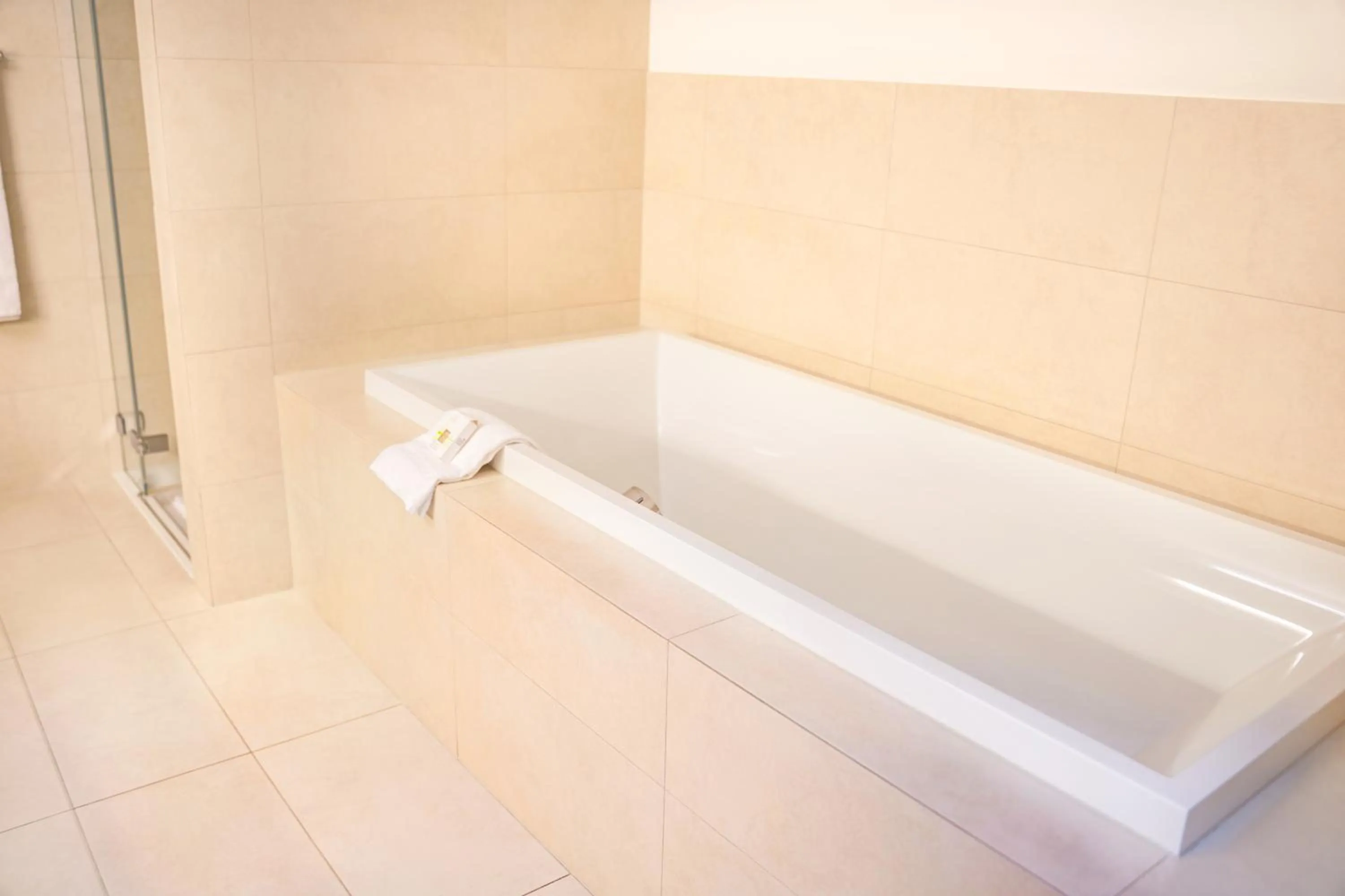 Bath in Wellnesshotel Golfpanorama