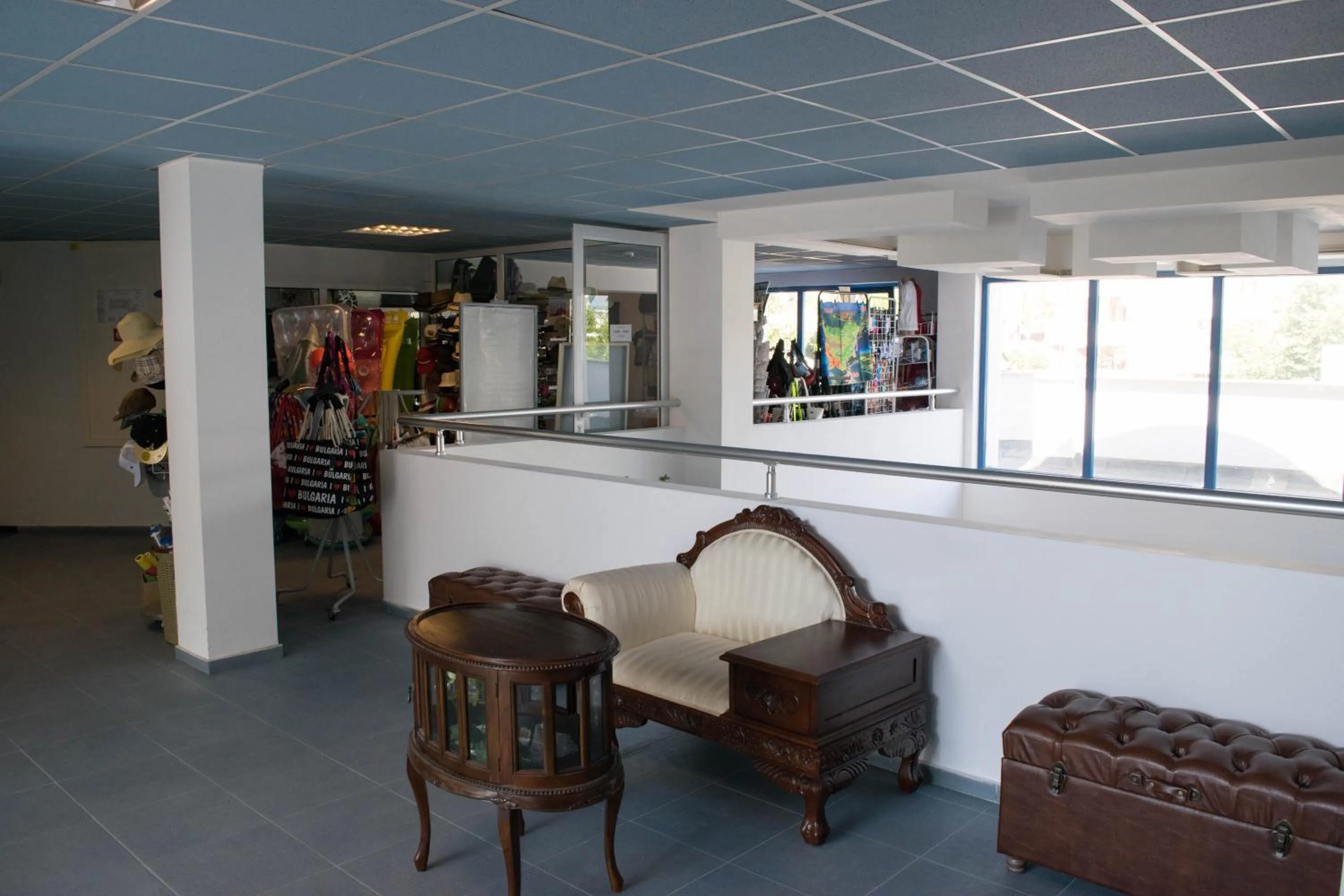 On-site shops in Sineva Park Hotel - All Inclusive