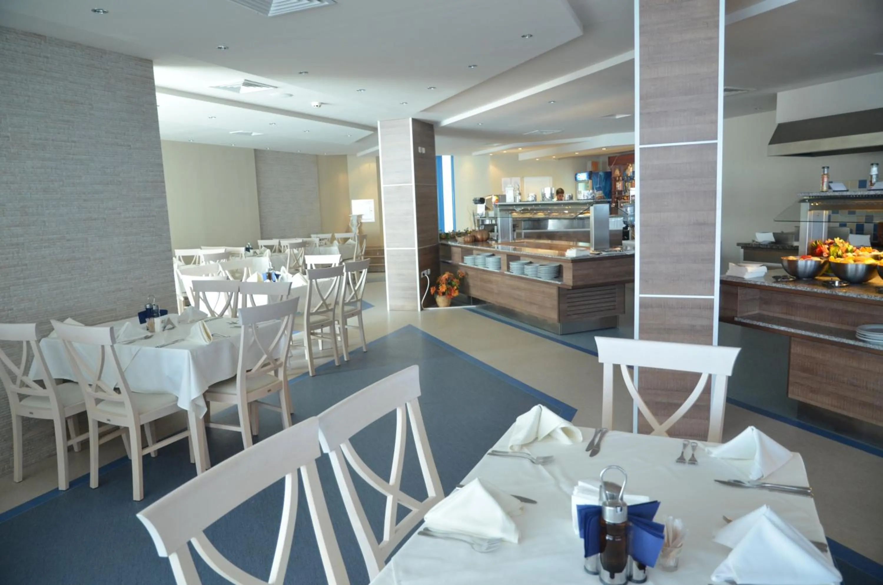 Restaurant/places to eat in Sineva Beach Hotel - All Inclusive