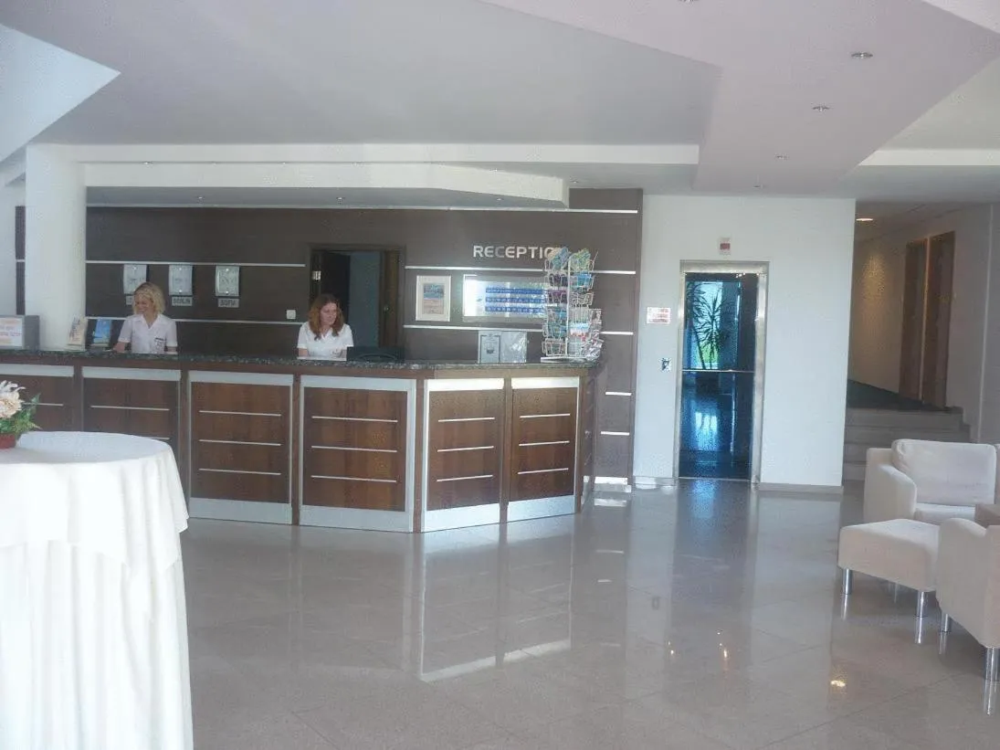 Lobby or reception in Sineva Beach Hotel - All Inclusive
