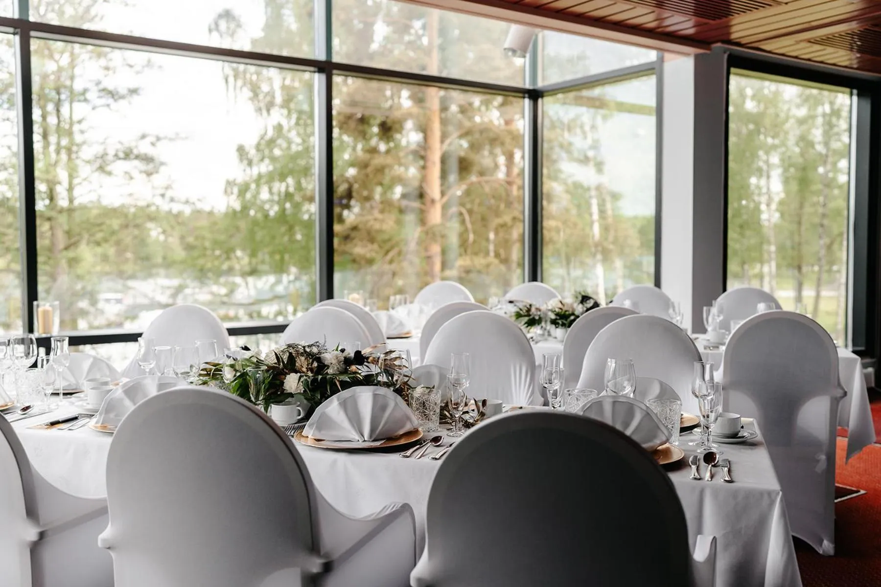 Restaurant/places to eat in Hotel Waltikka