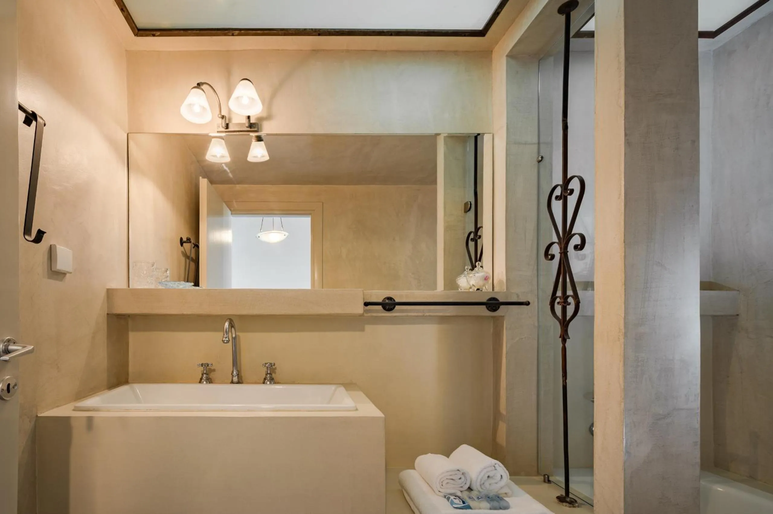 Double Room in Mazaraki Guesthouse
