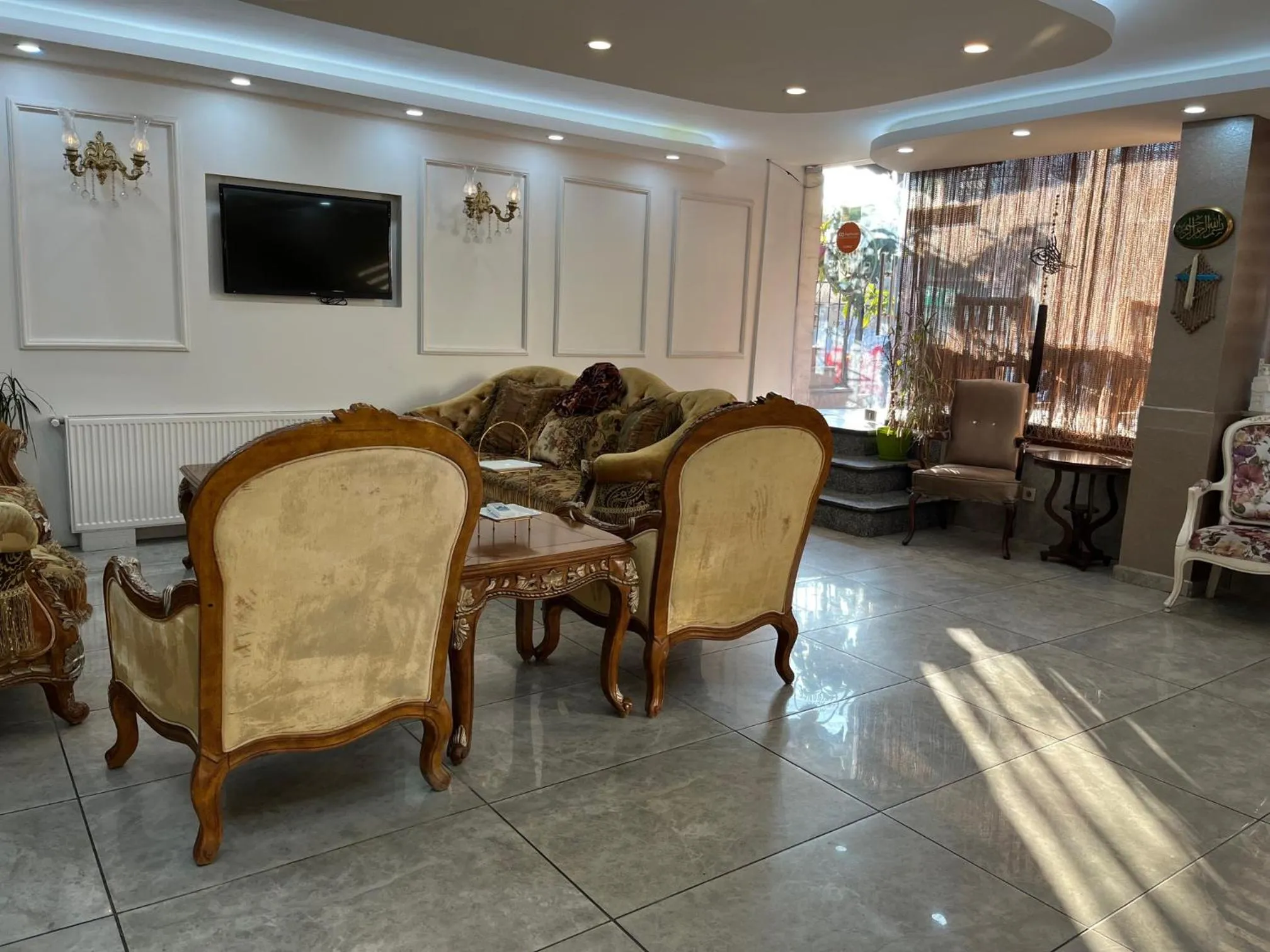 TV and multimedia in Nova Roma Hotel