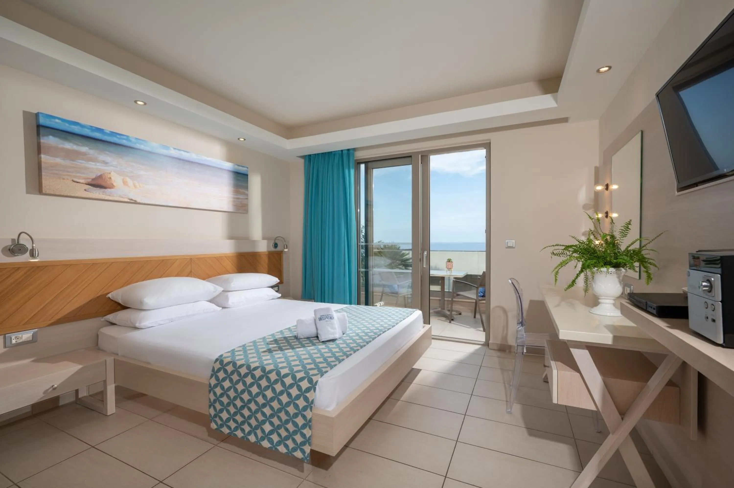 Bed in Royal & Imperial Belvedere Resort