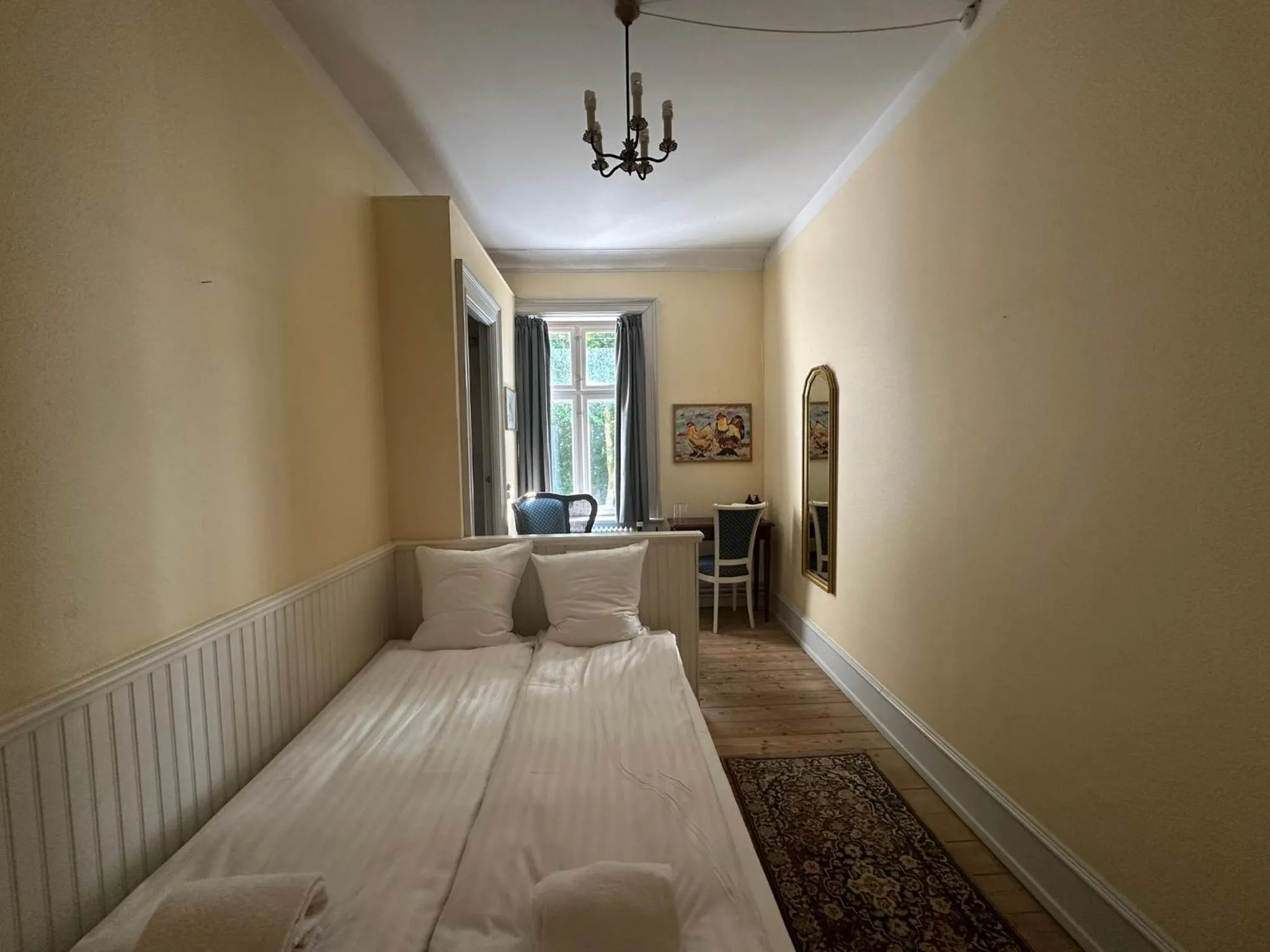 Budget Double Room in Liselund Ny Slot Hotel
