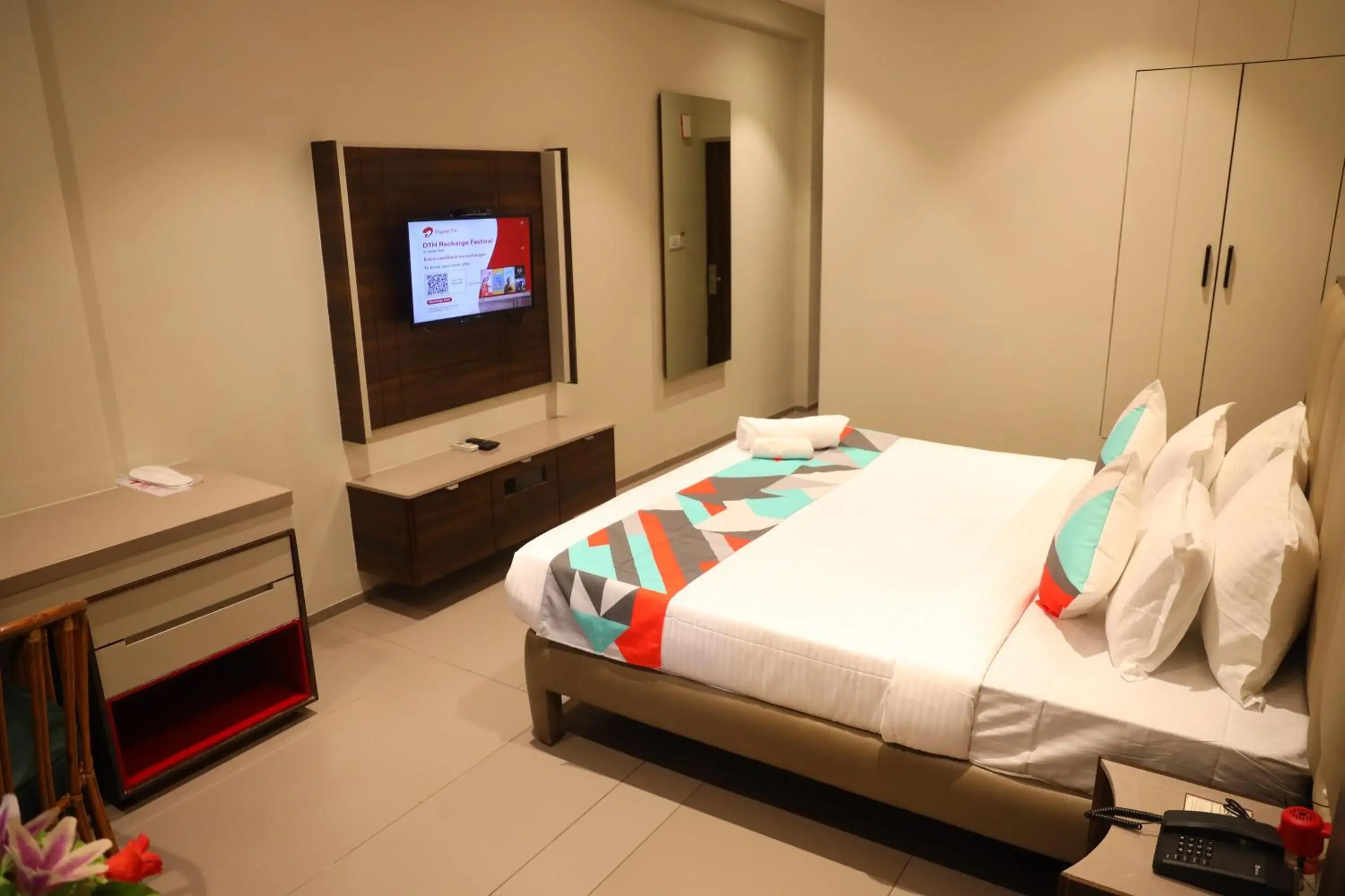 Executive Suite - single occupancy in The Himalaya Park Executive Suite - single occupancy in The Himalaya Park