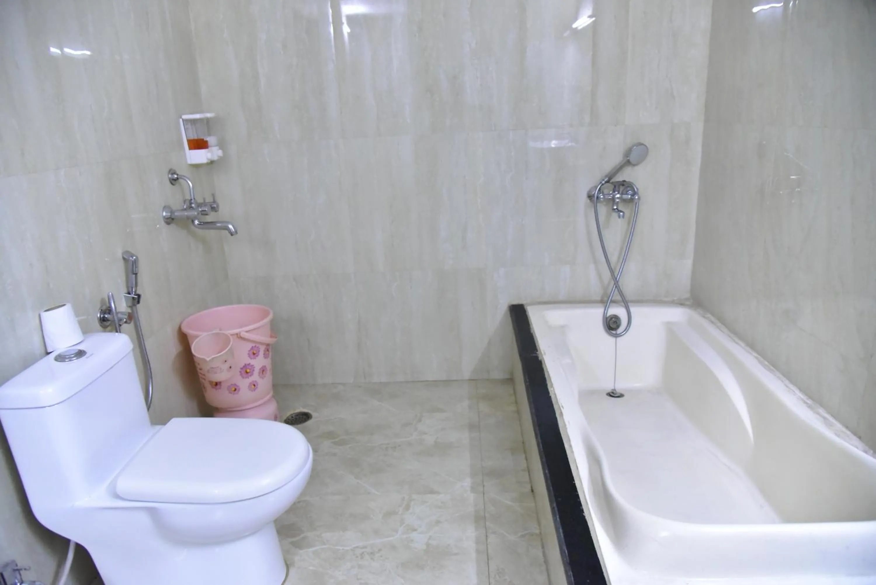 Shower in The Himalaya Park