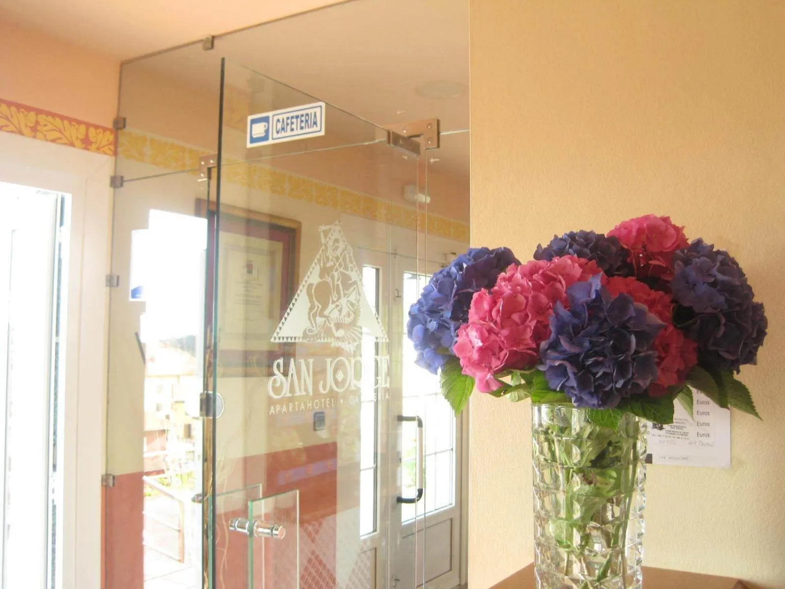 Lobby or reception in Hotel San Jorge