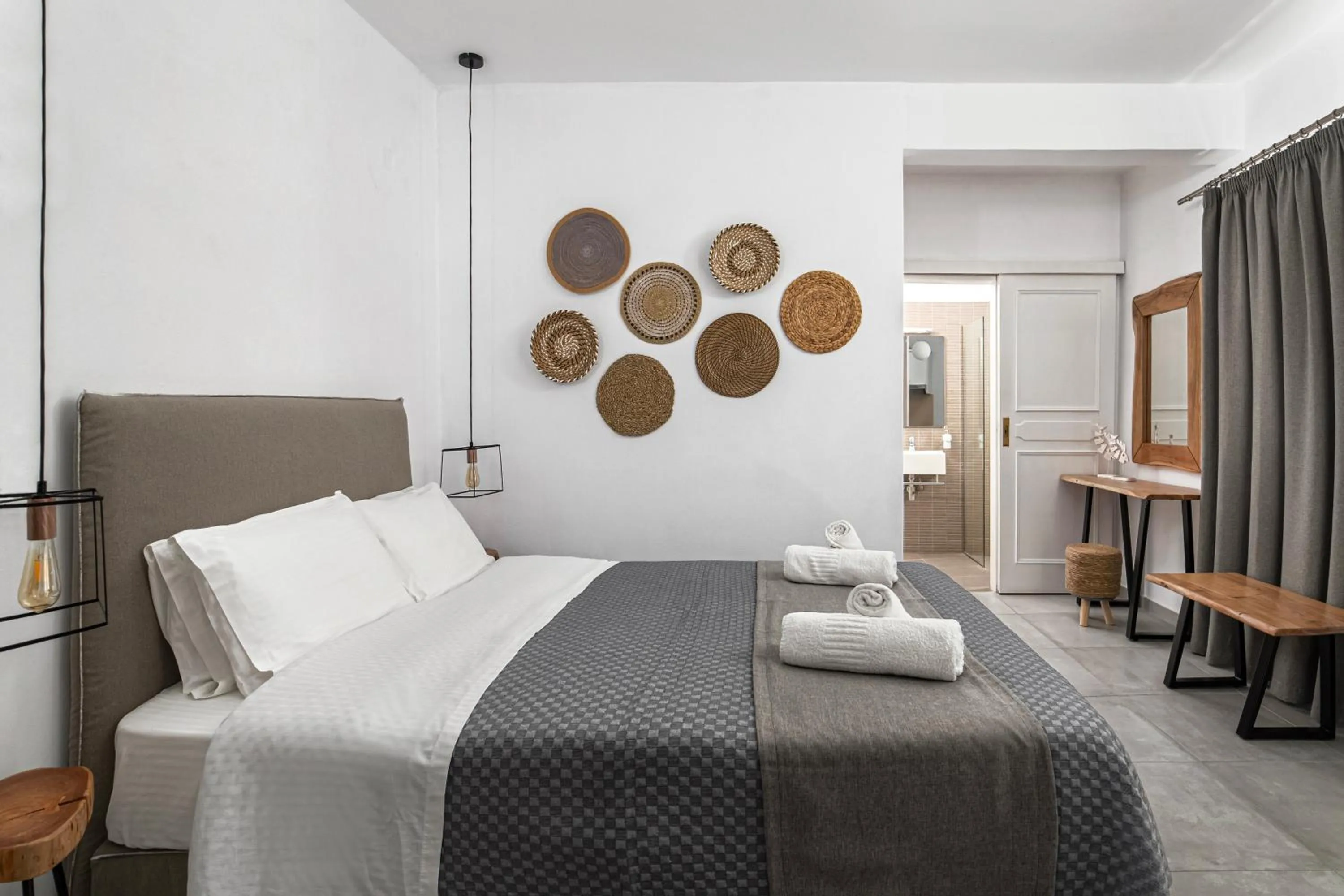 Bed in Alkyoni Studios