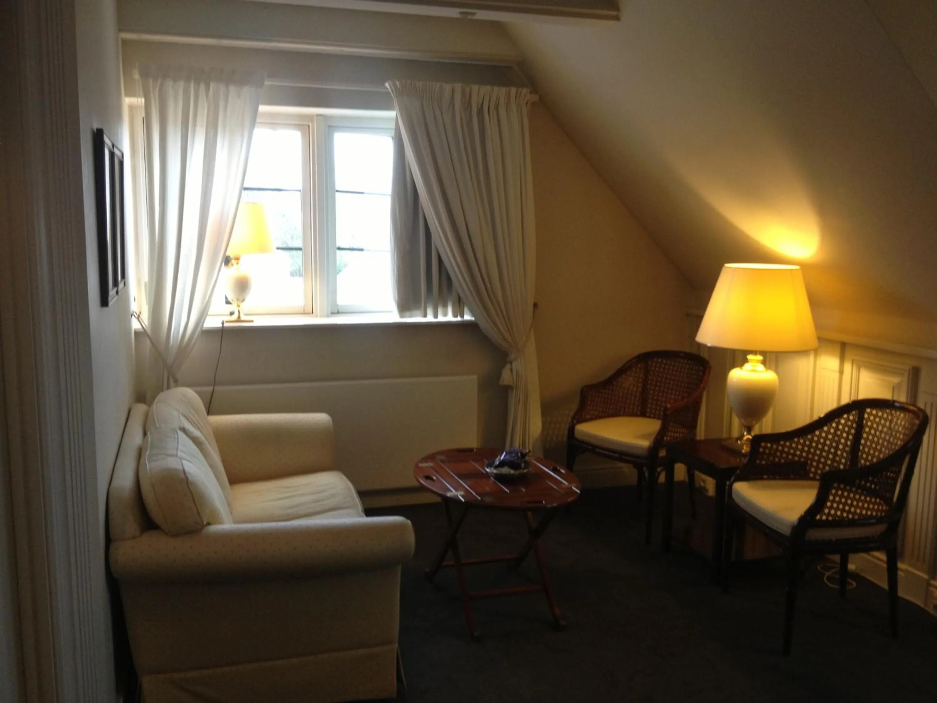 Photo of the whole room in Munkebo Kro & Hotel