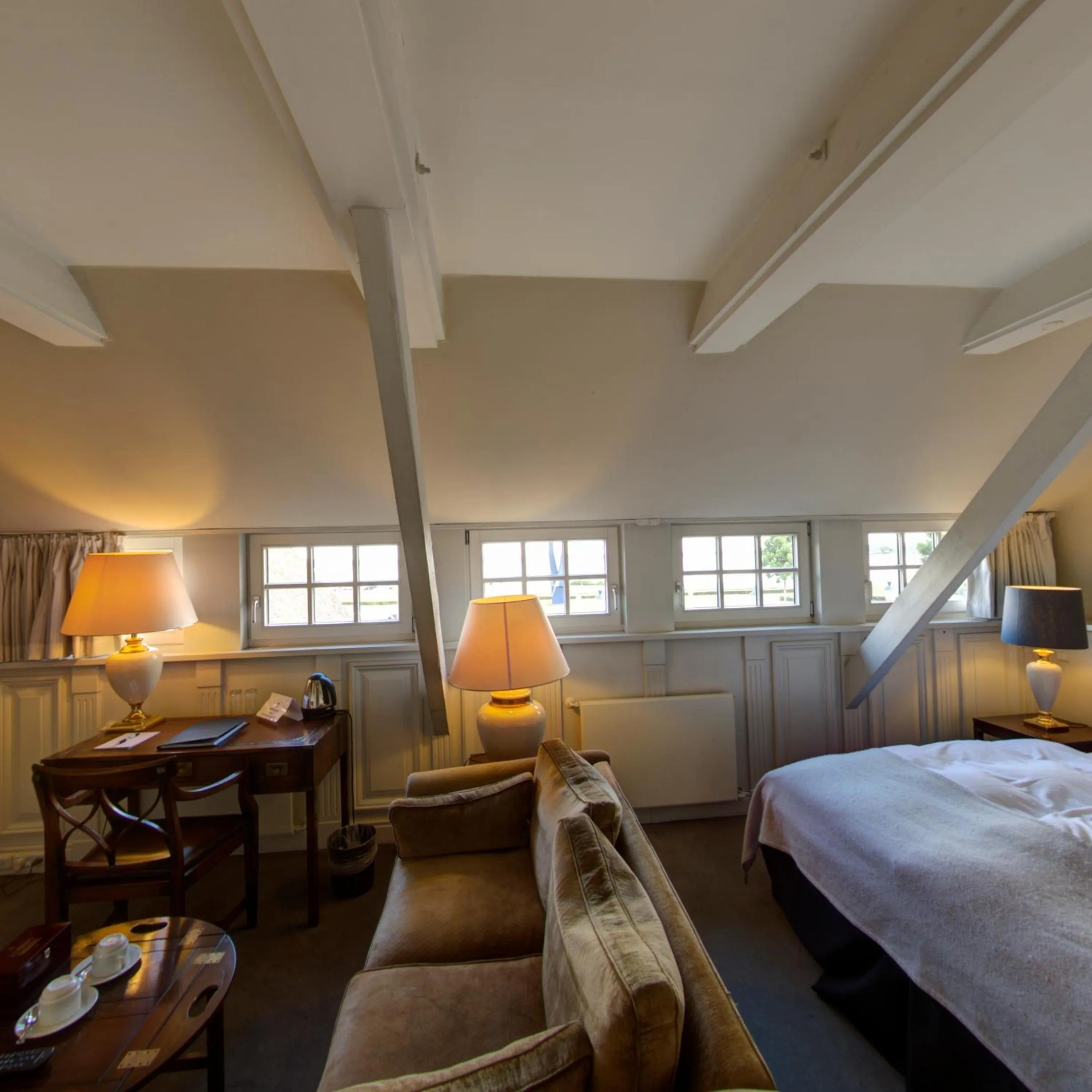 Sea view, Bed in Munkebo Kro & Hotel