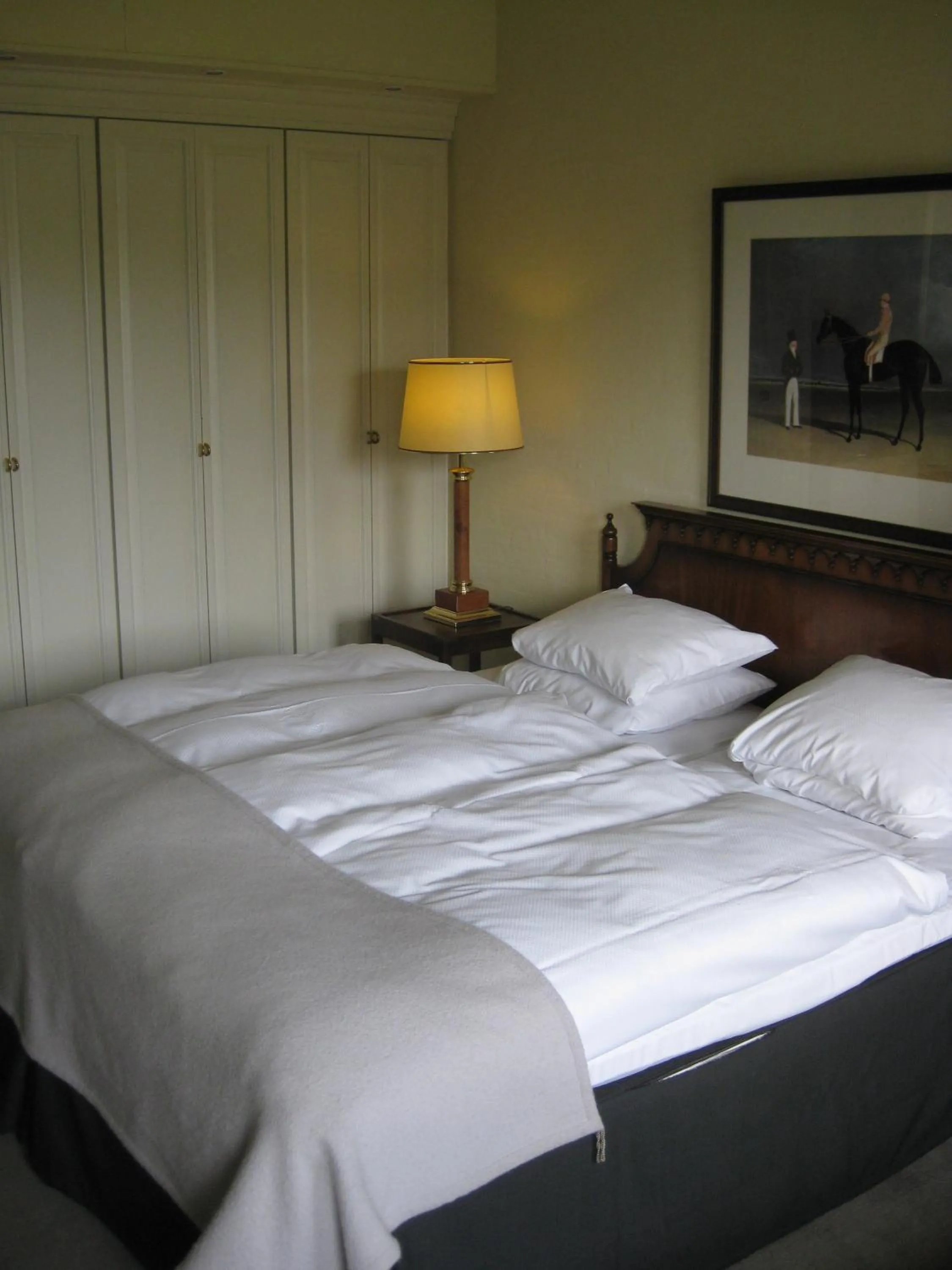 Photo of the whole room, Bed in Munkebo Kro & Hotel