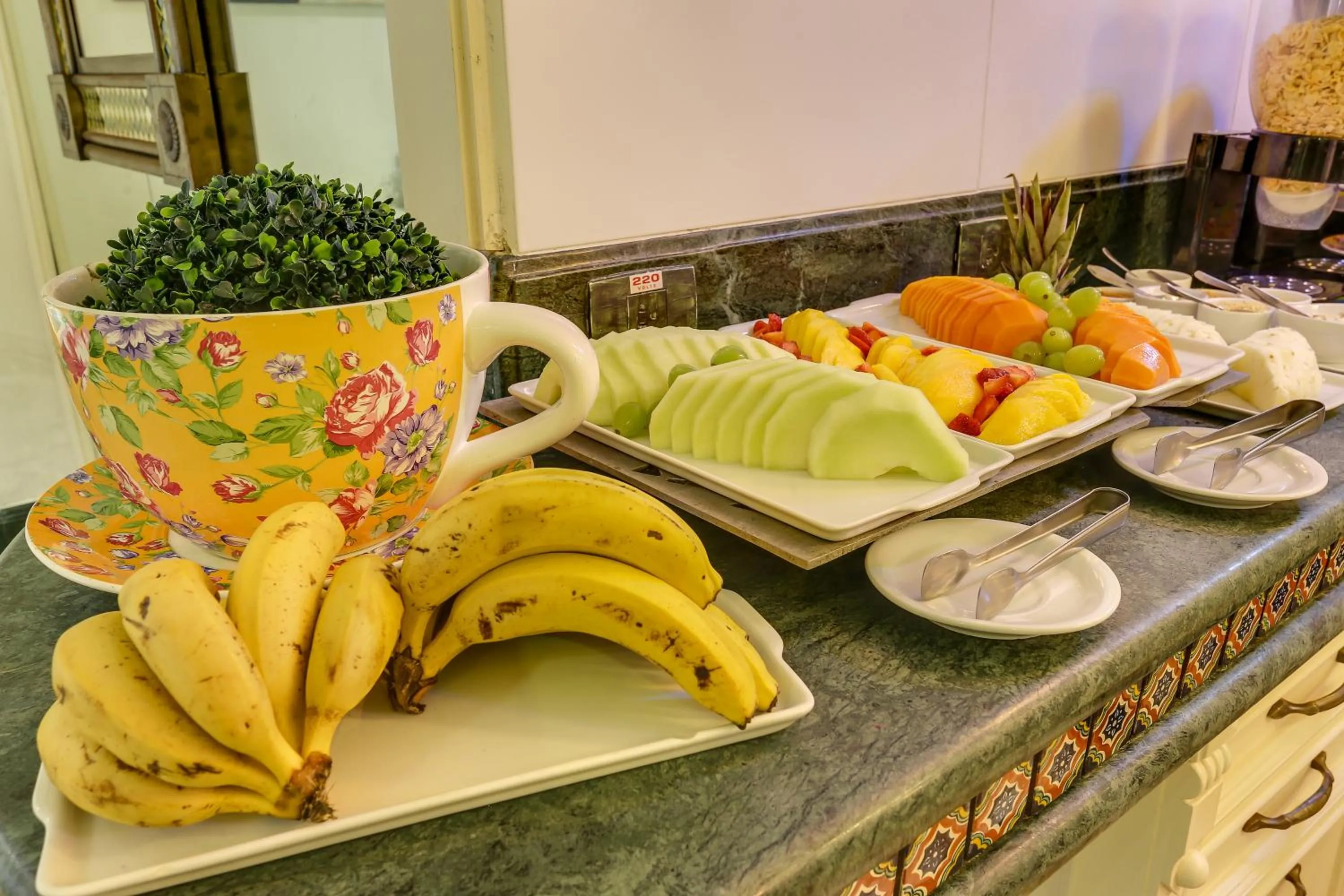 Buffet breakfast in Villas Jurerê Hotel Boutique