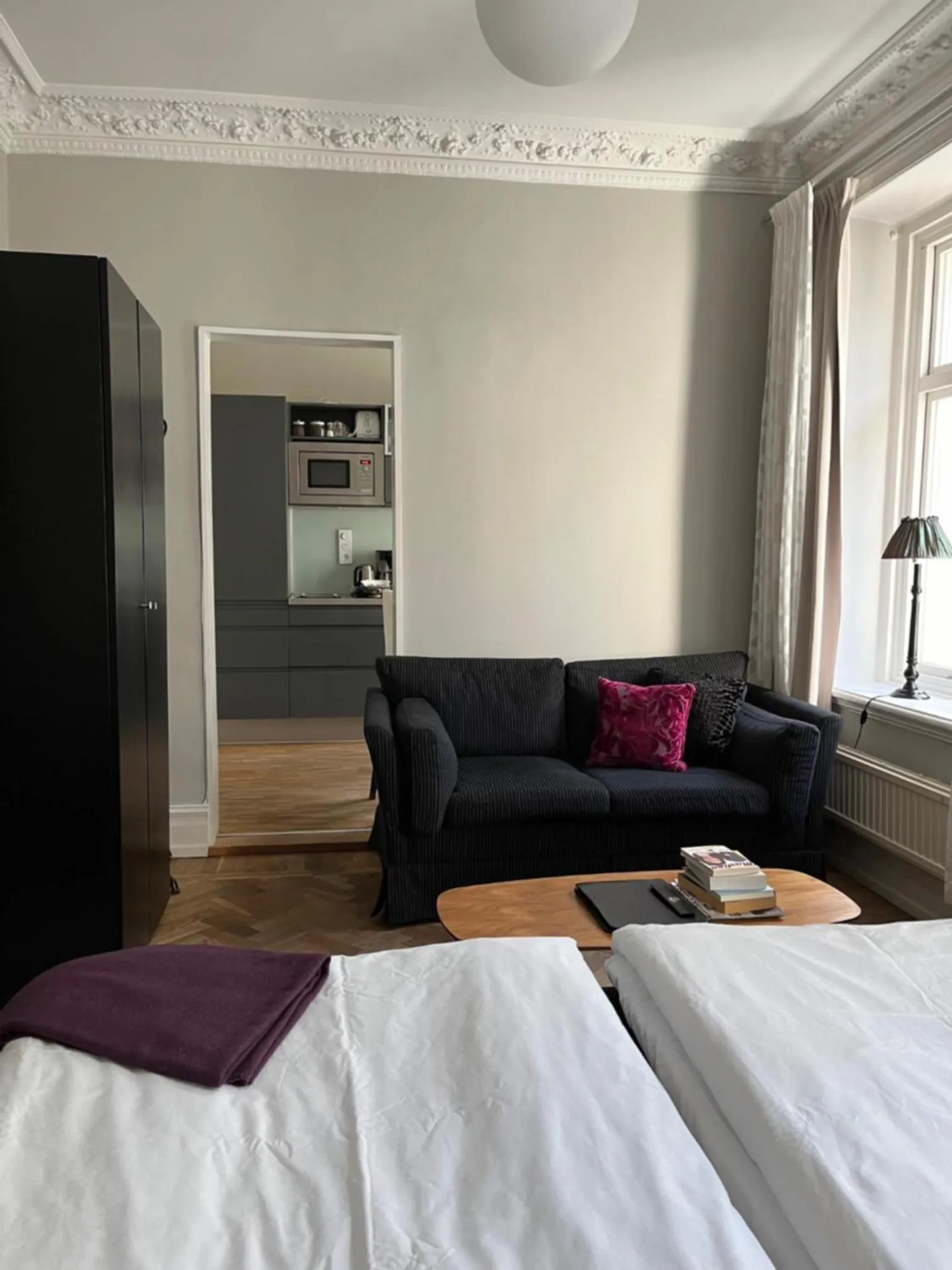 Bed in DA Hotel Apartments