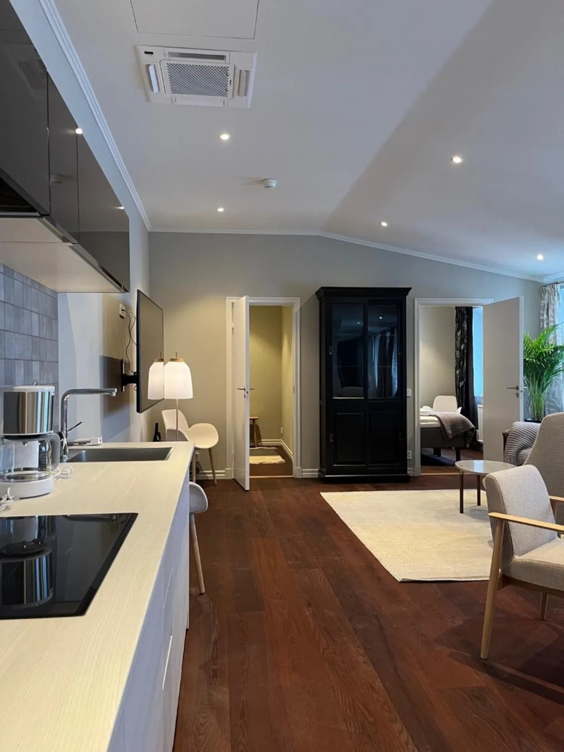 Kitchen or kitchenette in DA Hotel Apartments