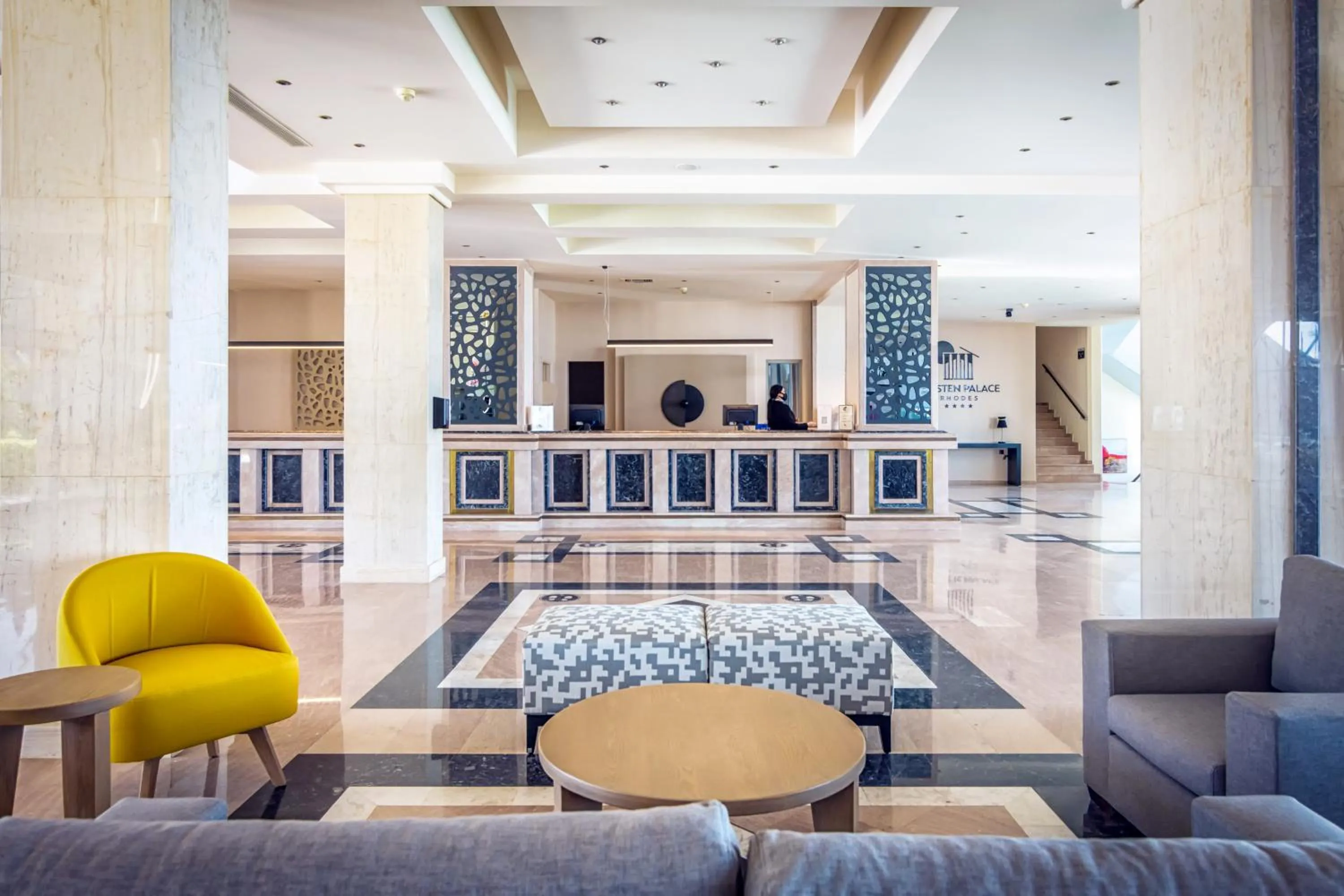 Property building in Kresten Palace Hotel