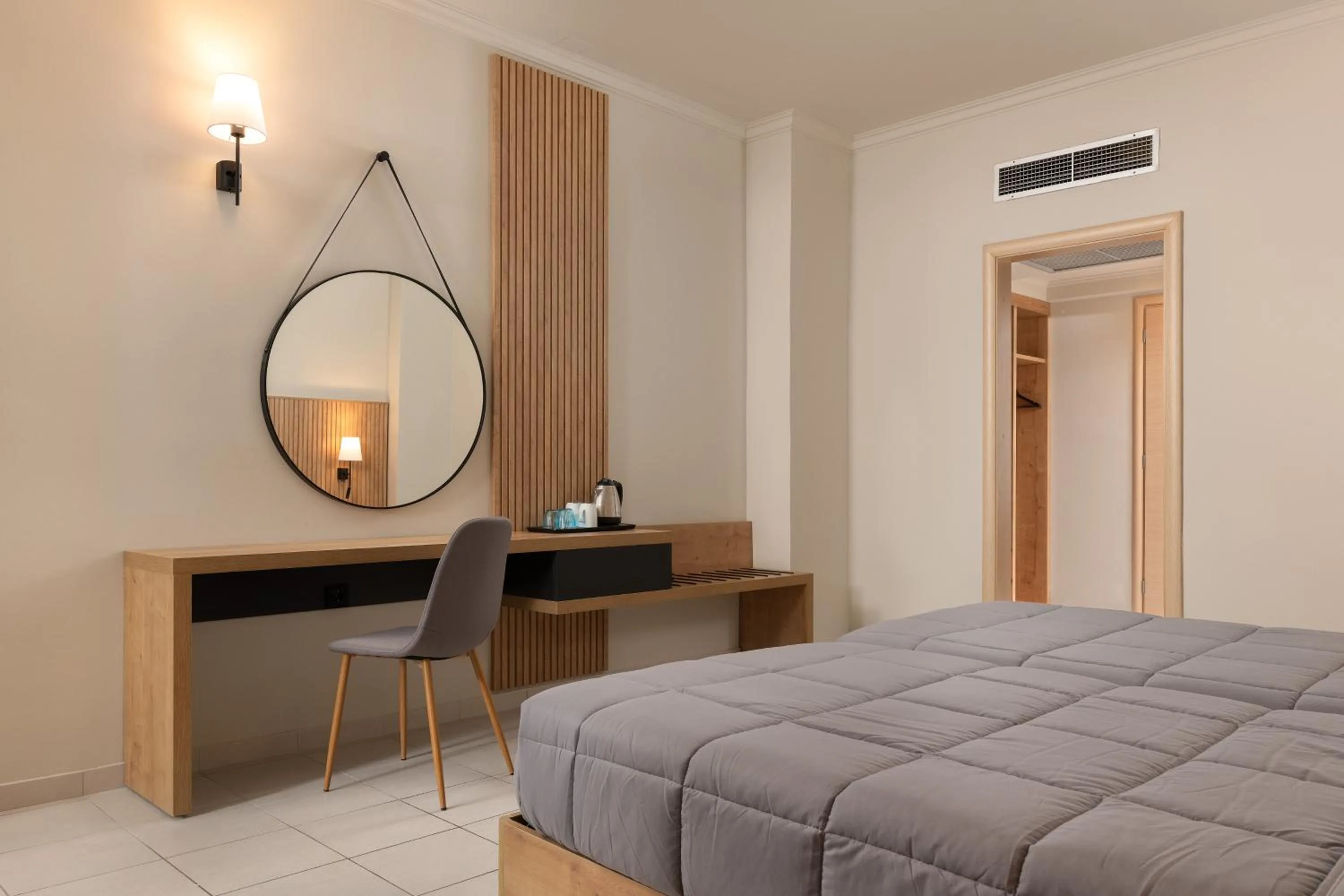 Photo of the whole room, Bed in Kresten Palace Hotel