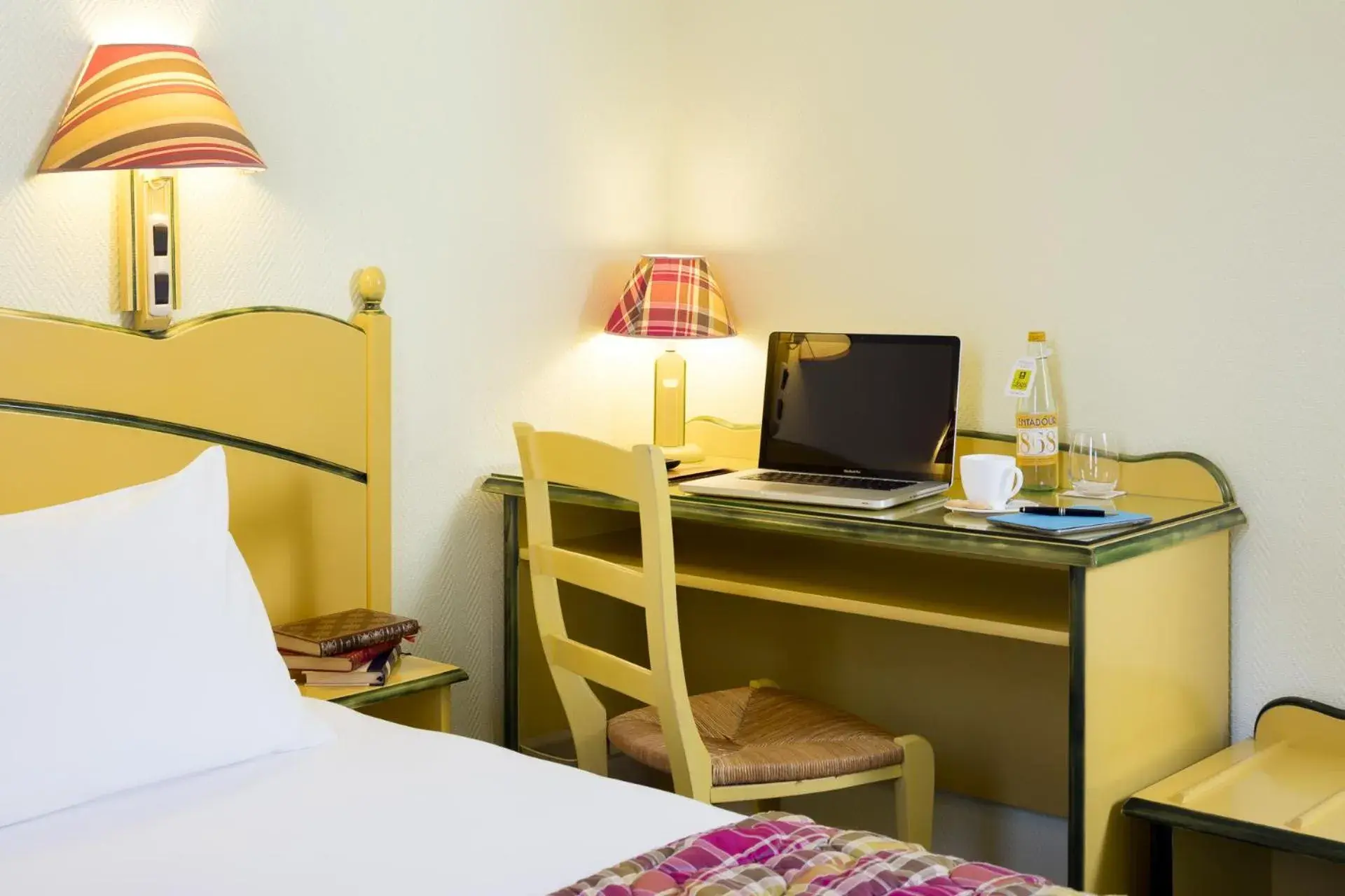 Bedroom in Logis Hôtel Restaurant Les Cèdres Bedroom in Logis Hôtel Restaurant Les Cèdres