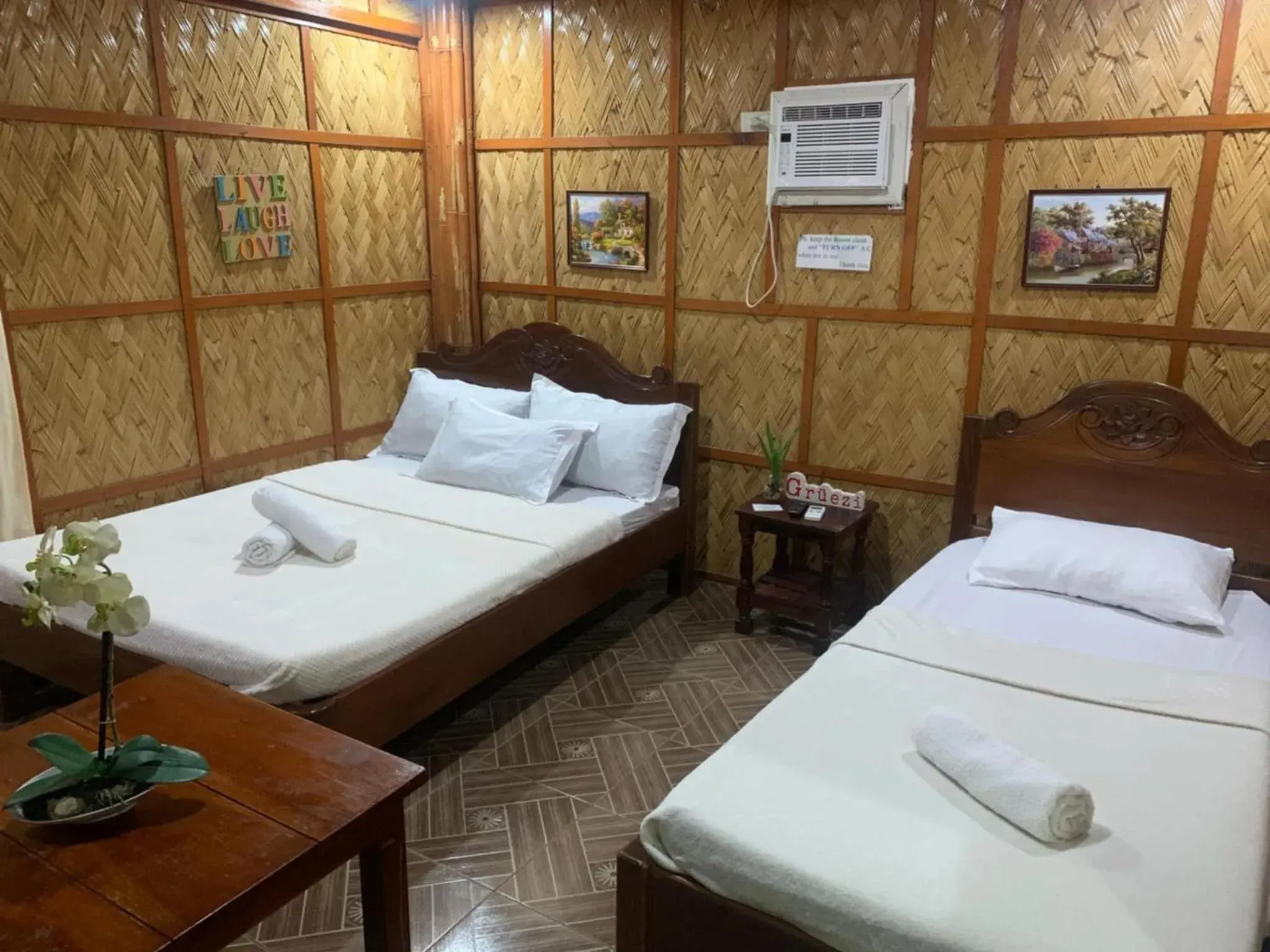 Double Room with Balcony in Seabreeze Beachfront Home and Cottages new management Double Room with Balcony in Seabreeze Beachfront Home and Cottages new management
