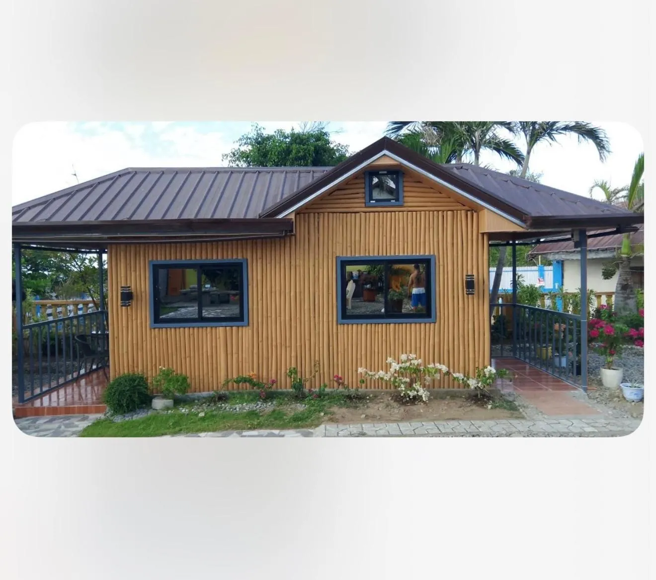 Seabreeze Beachfront Home and Cottages new management