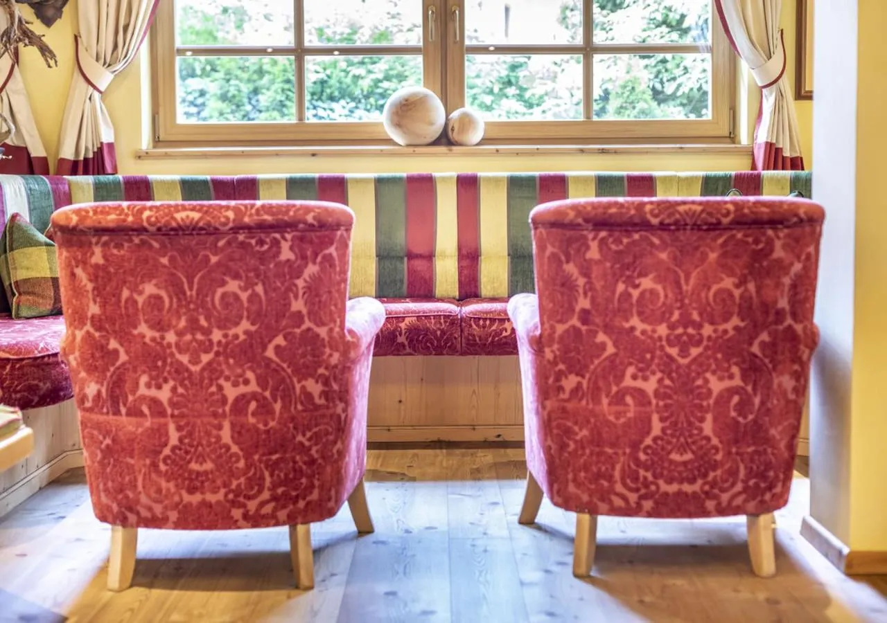 Communal lounge/ TV room in Familien- und Wellnesshotel Hanneshof