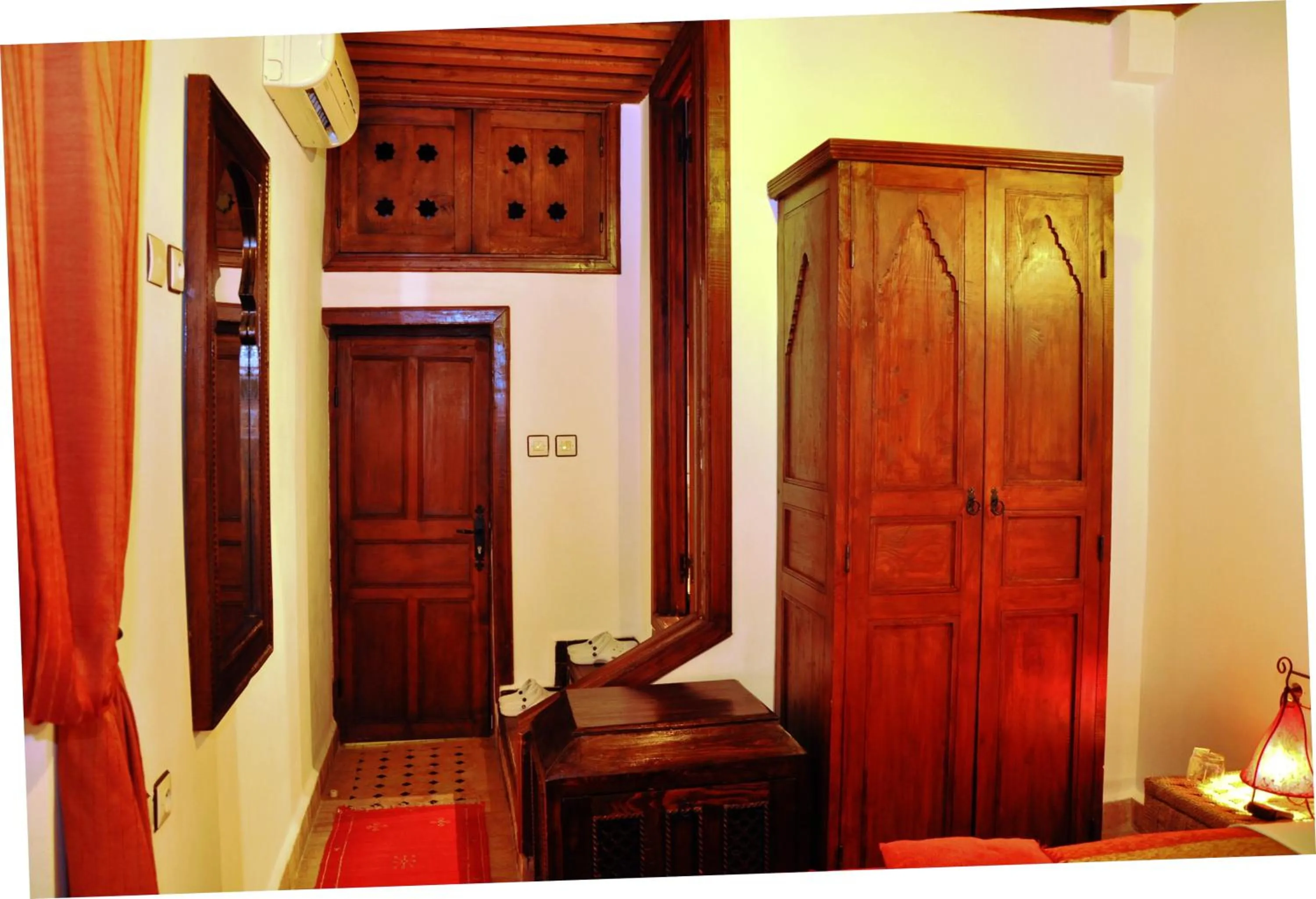 Photo of the whole room in Riad Ahlam