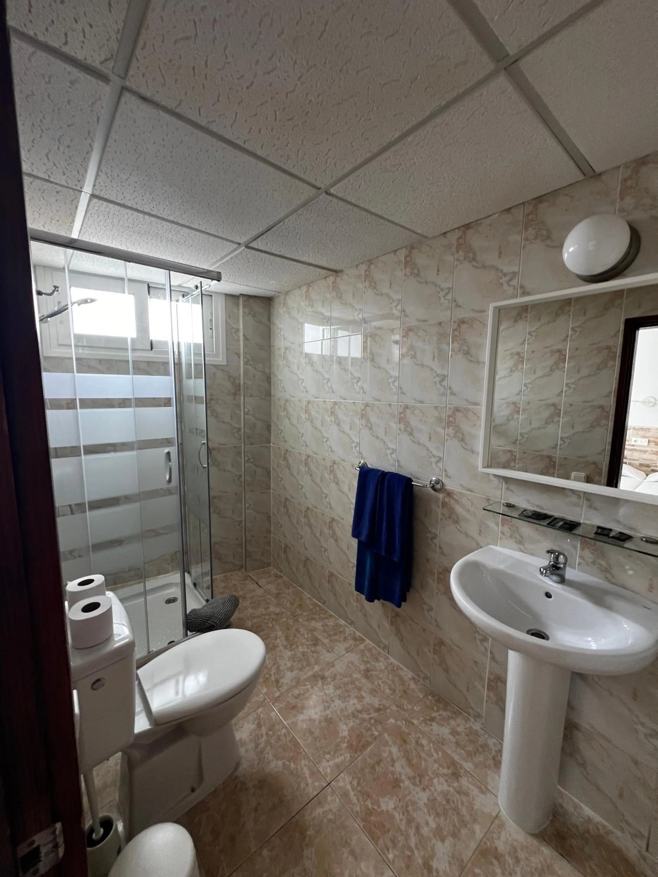 Area and facilities in Hostal Residencia Cardona