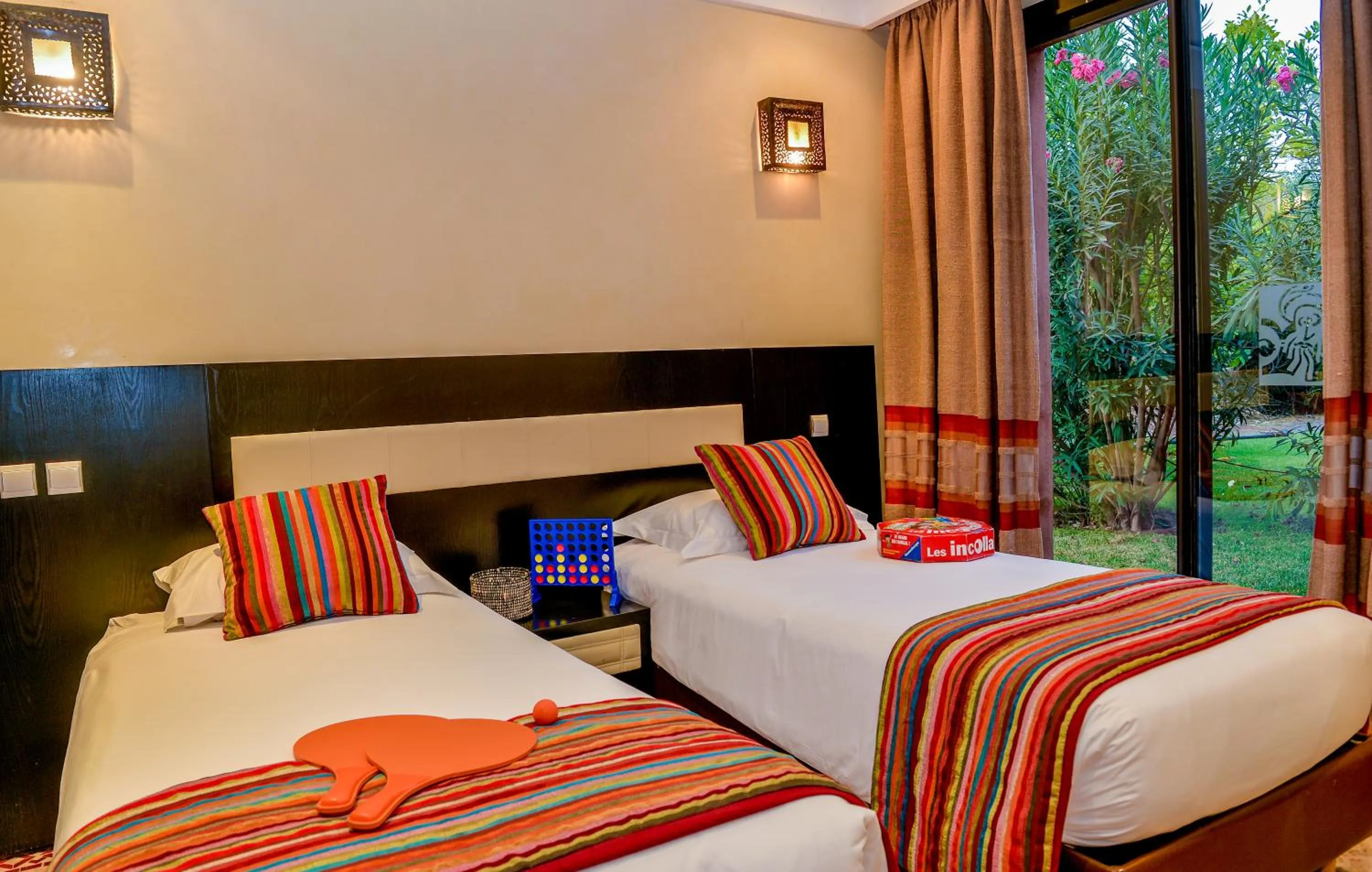 Bedroom, Bed in Les Jardins De Zyriab