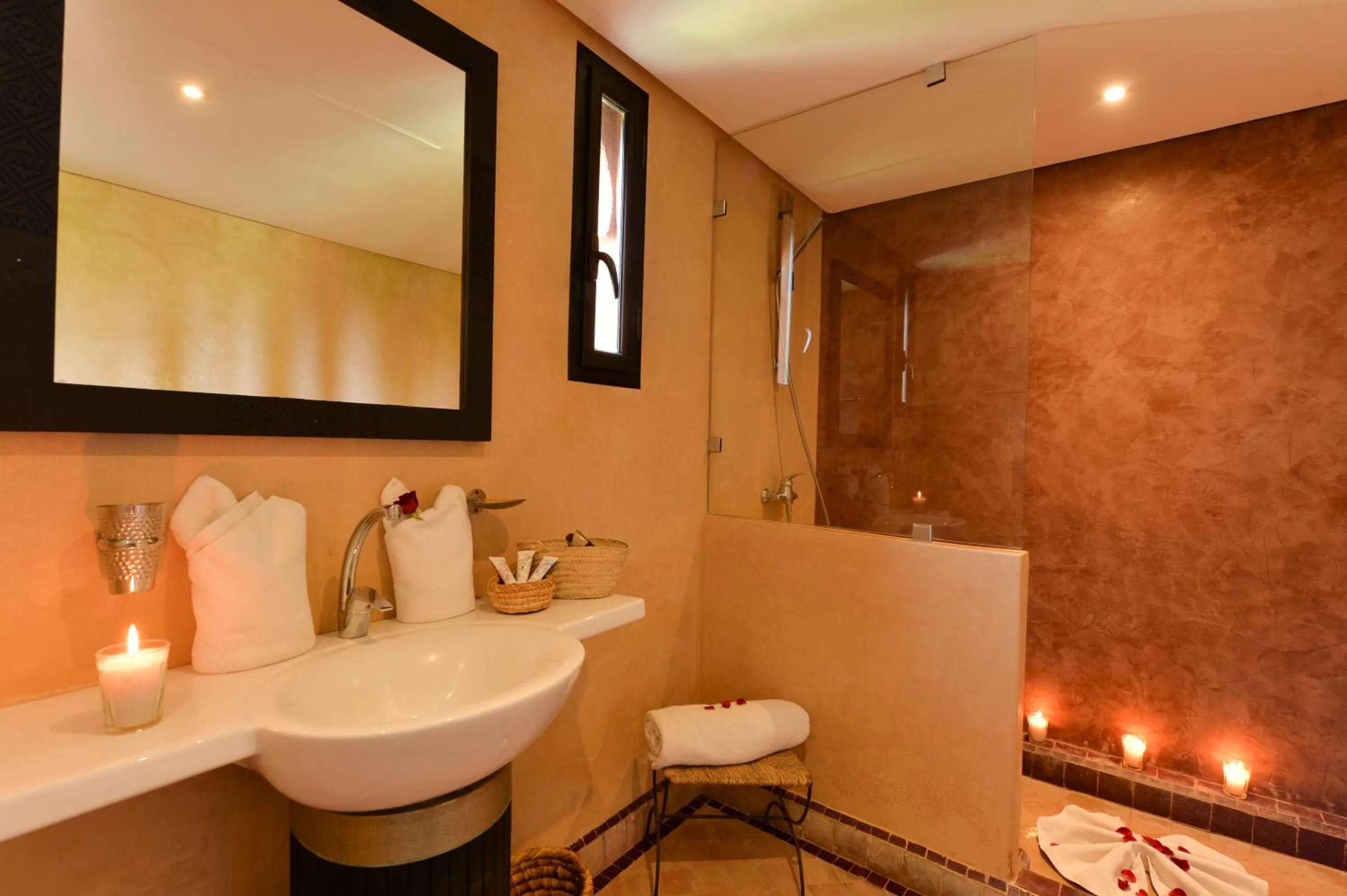 Bathroom in Les Jardins De Zyriab