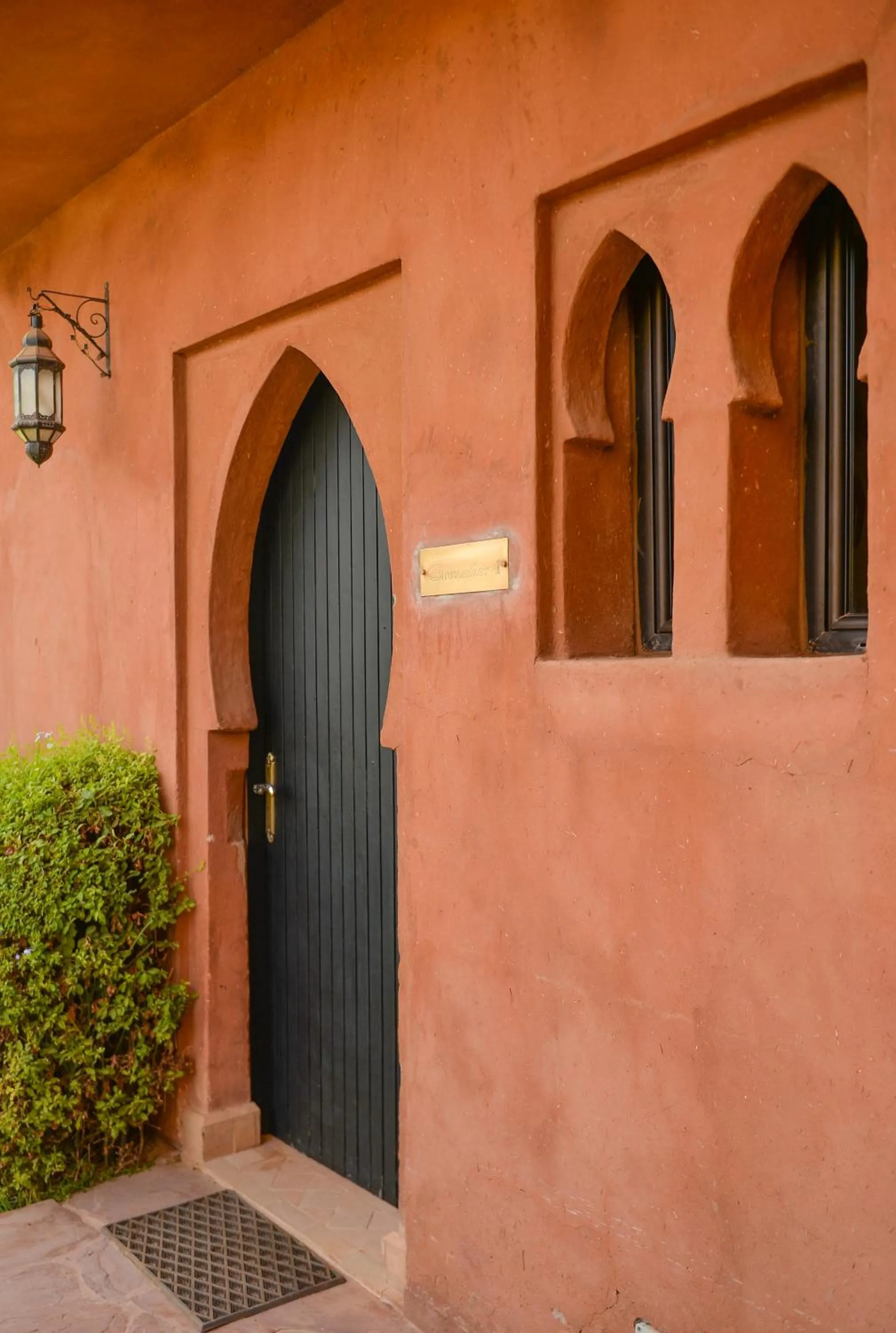 Facade/entrance in Les Jardins De Zyriab
