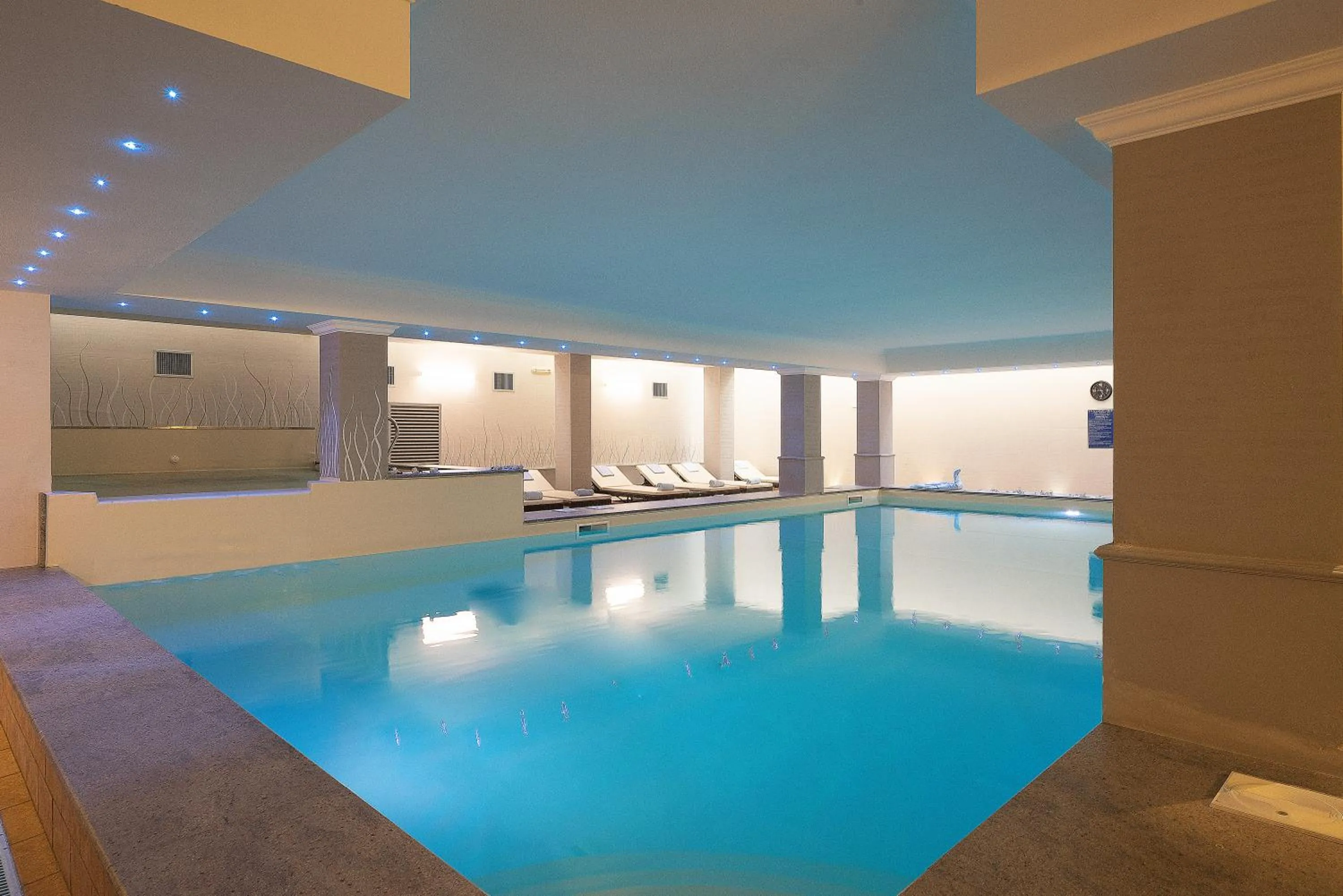 Hot Tub in Spa Hotel Splendid Sole