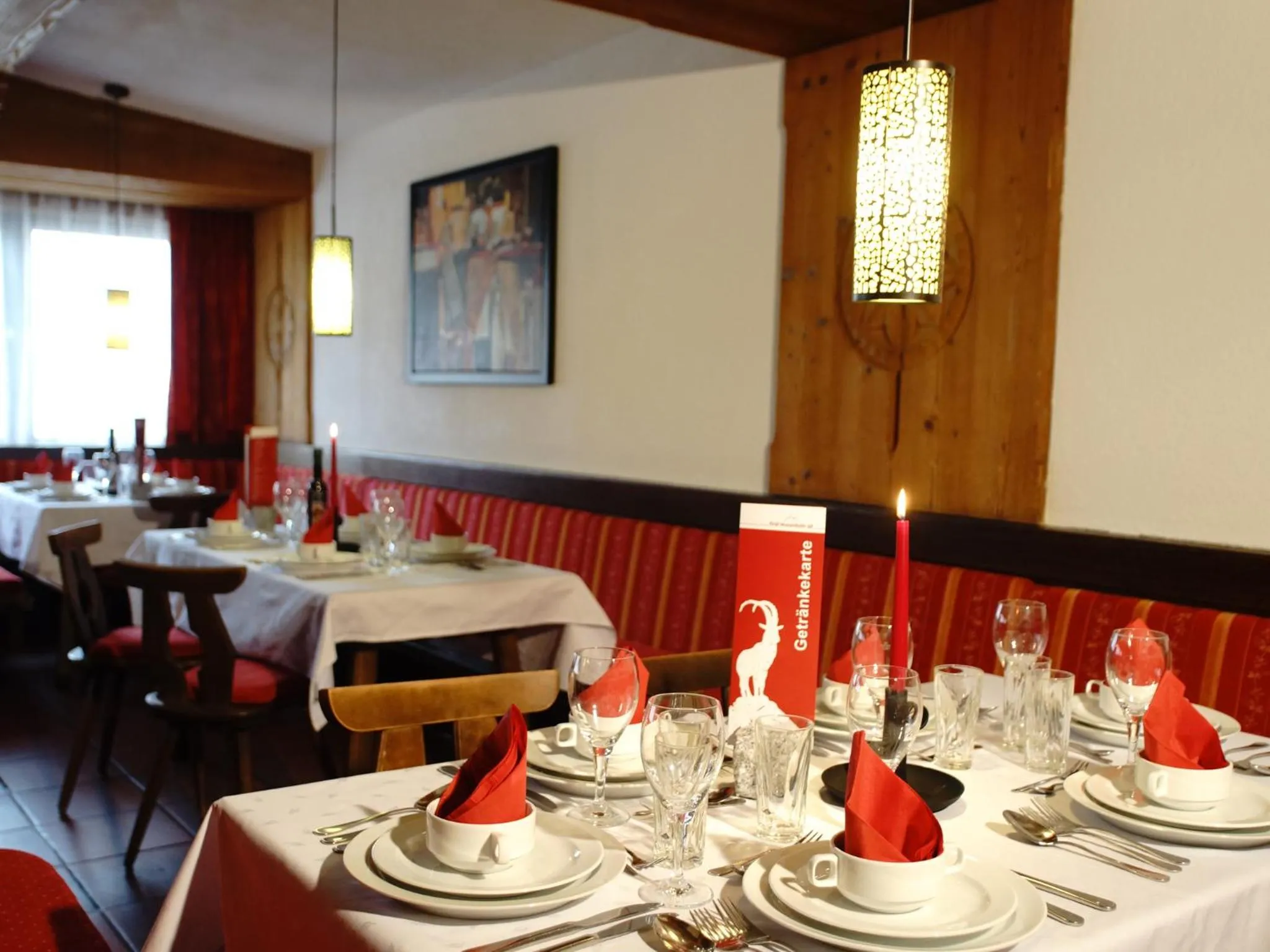 Restaurant/places to eat in first mountain Hotel Zillertal