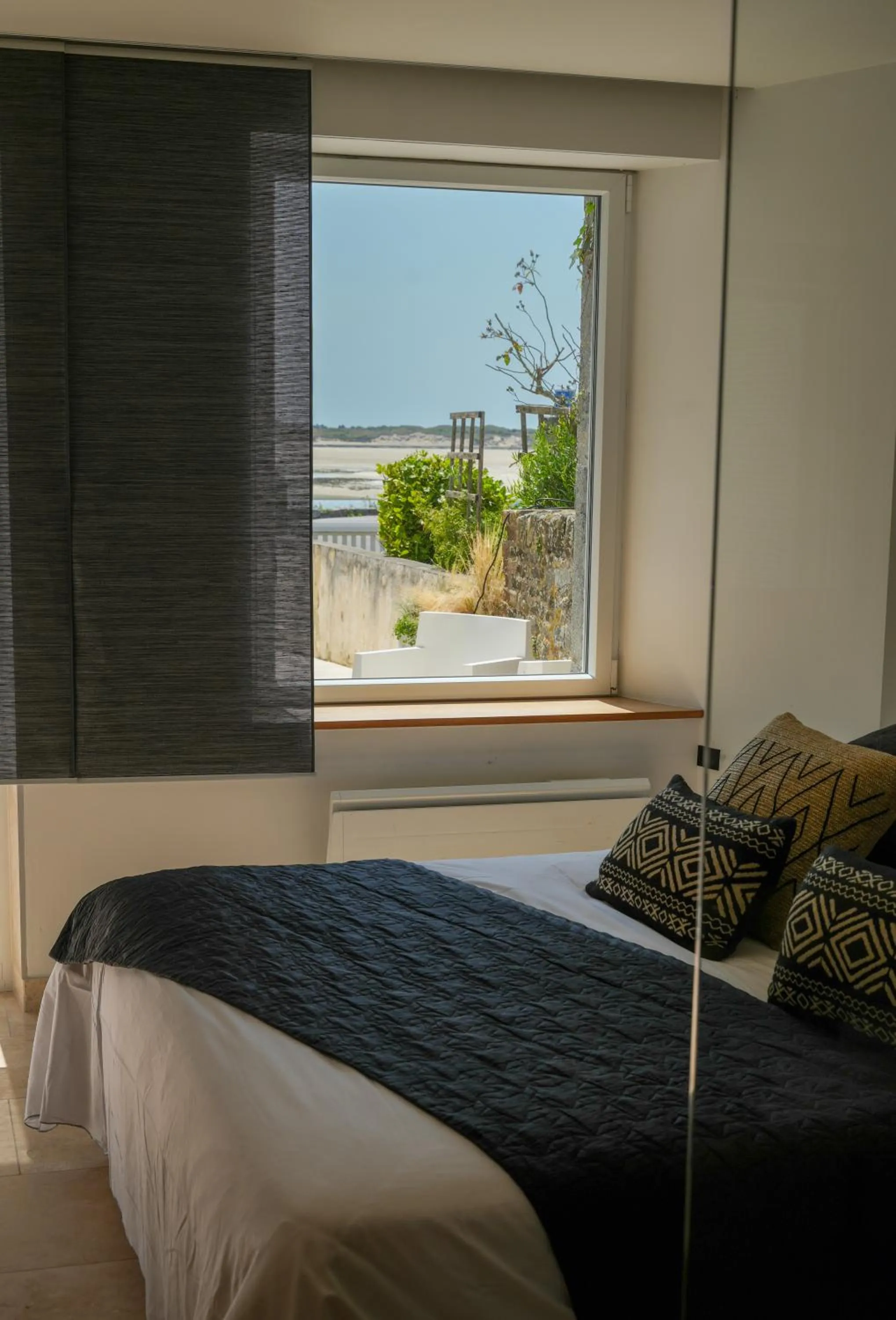 Property building, Bed in Aux 13 Arches-Logis Hôtel Restaurant