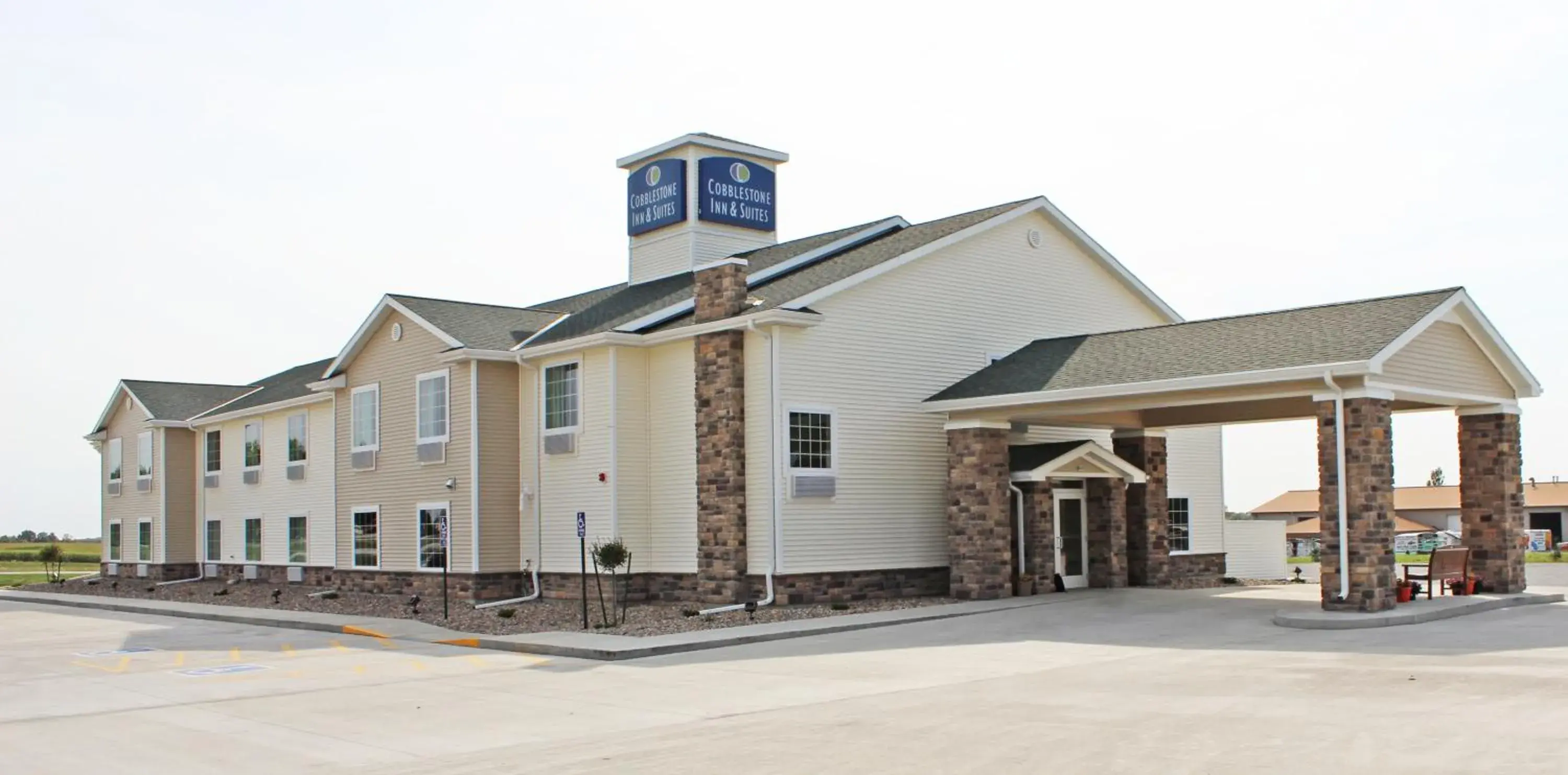 Property building in Cobblestone Inn & Suites - Lamoni Property building in Cobblestone Inn & Suites - Lamoni