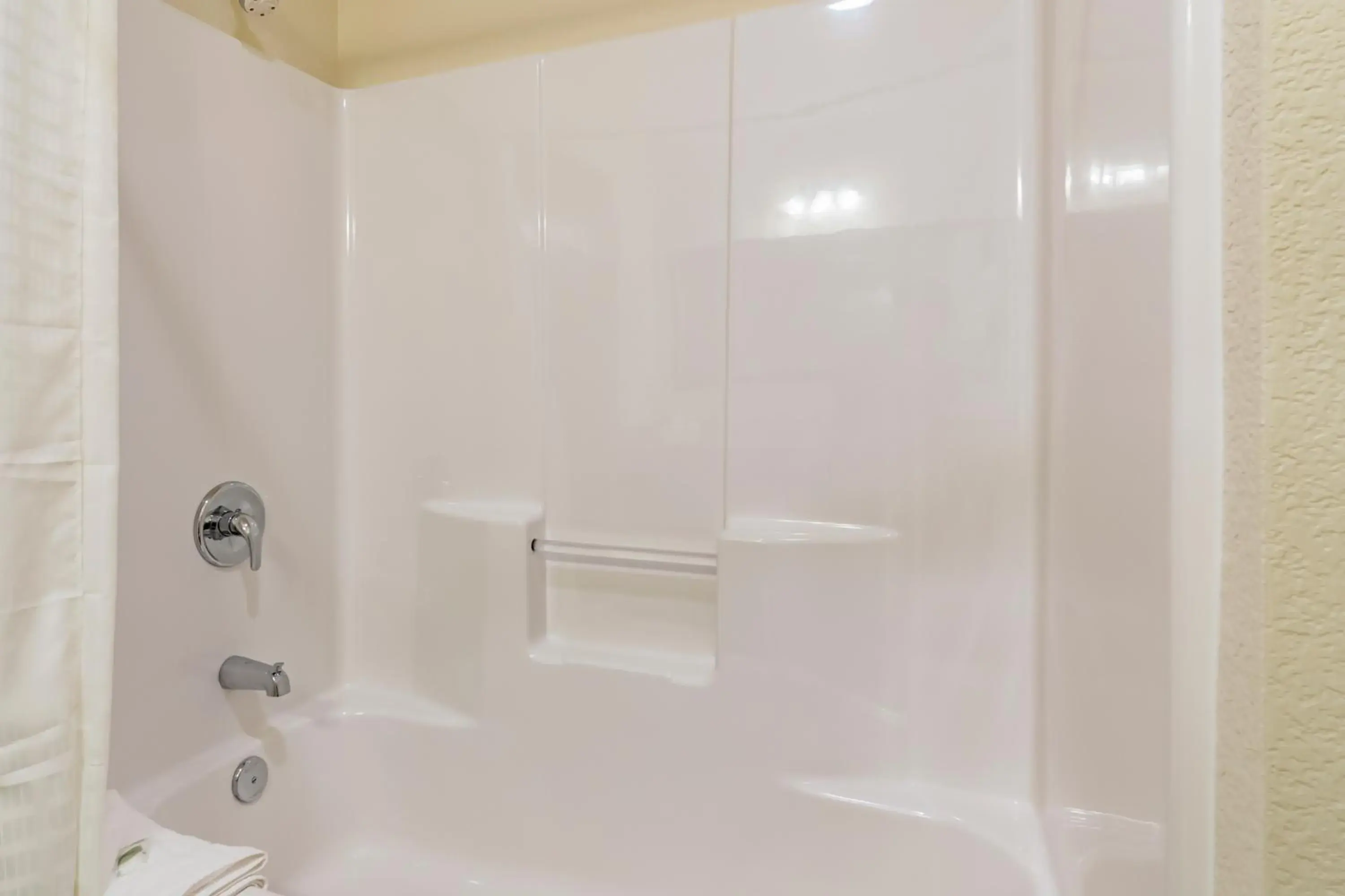 Bathroom in Cobblestone Inn & Suites - Lamoni Bathroom in Cobblestone Inn & Suites - Lamoni