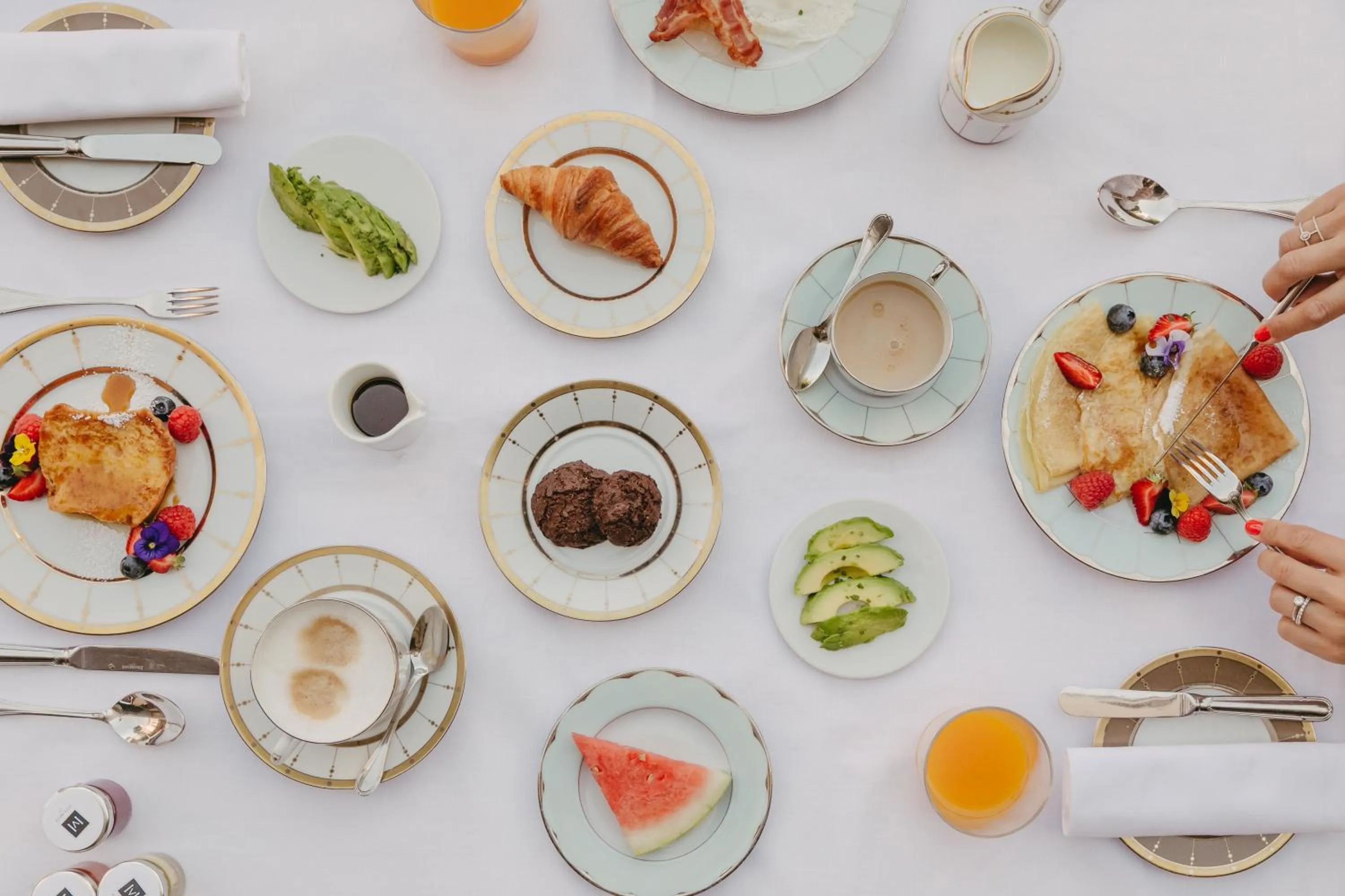 Breakfast in Villa Maïa