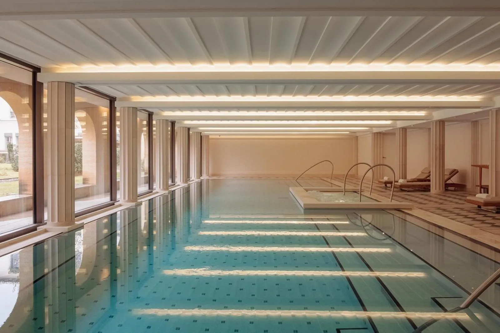 Swimming pool in Villa Maïa