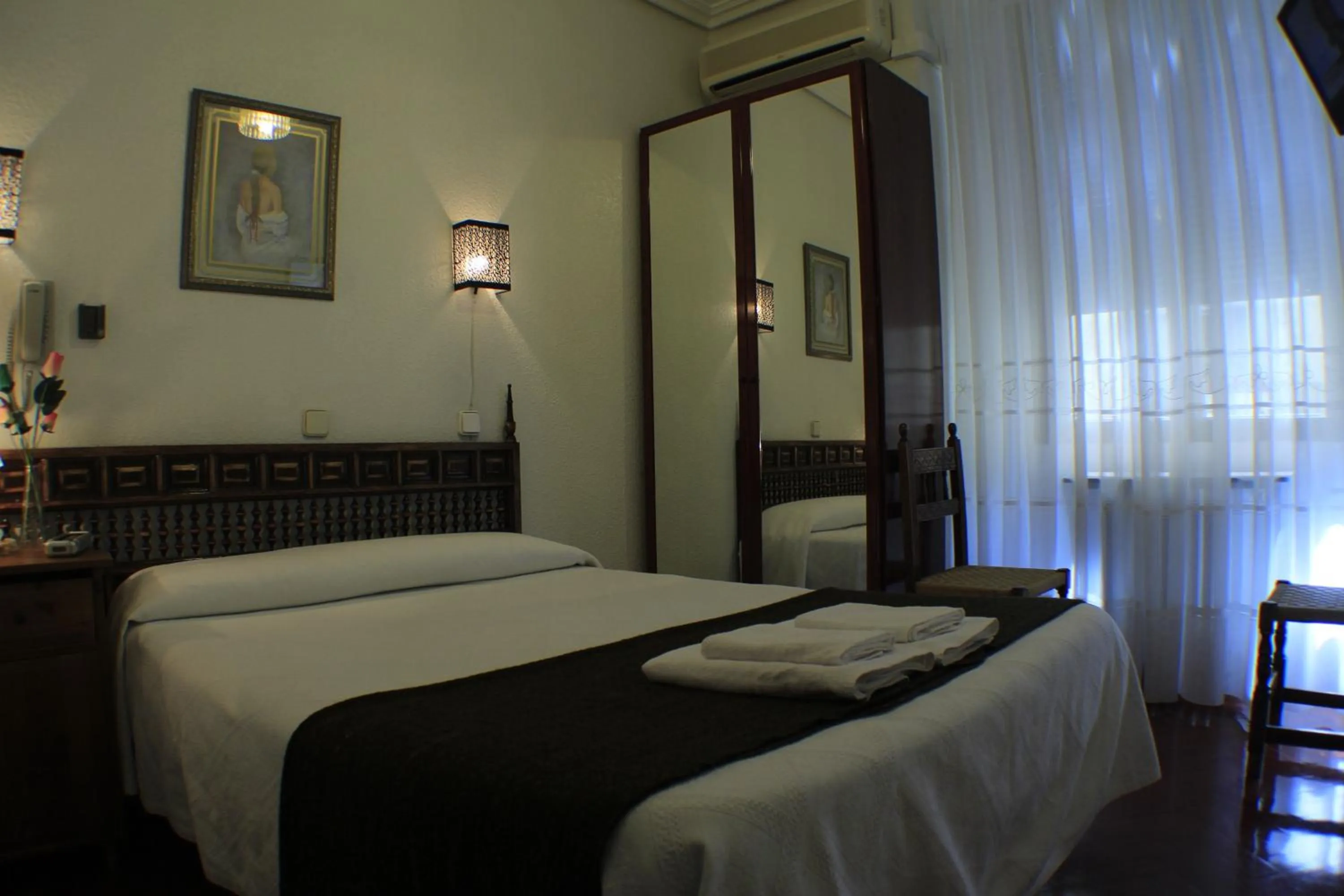 Photo of the whole room, Bed in Hostal Esmeralda