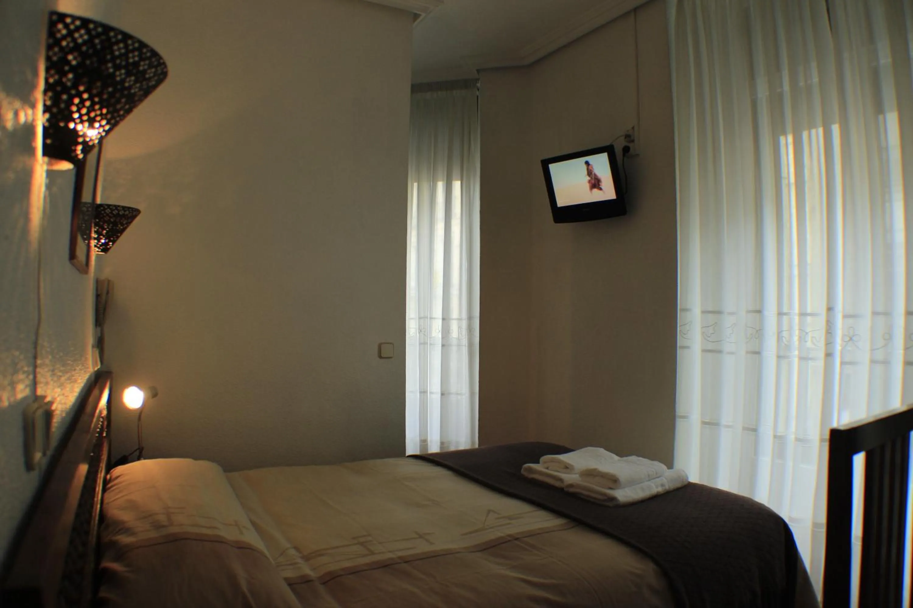 Photo of the whole room, Bed in Hostal Esmeralda