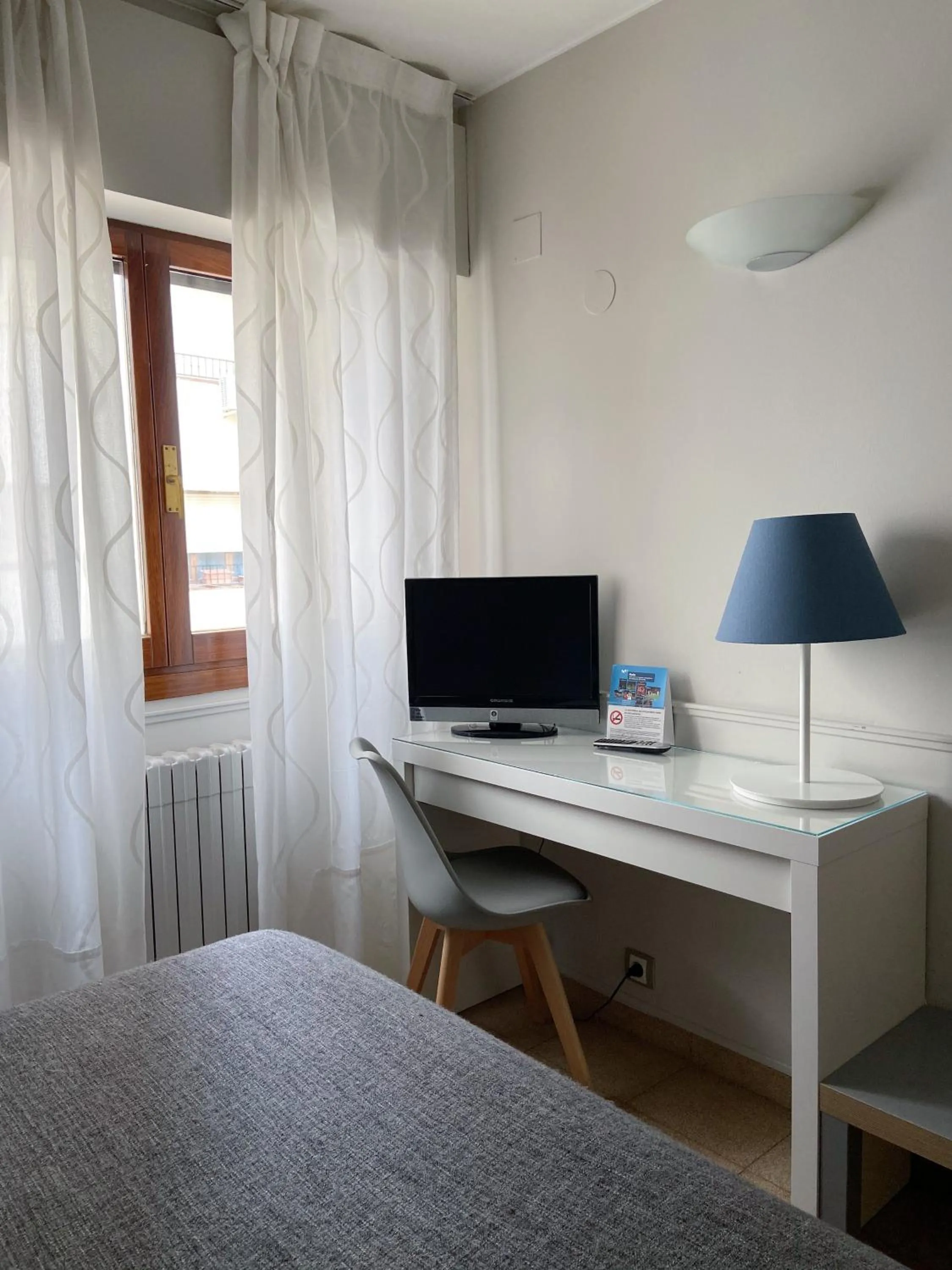 Decorative detail, Bed in Hotel Rio Arga