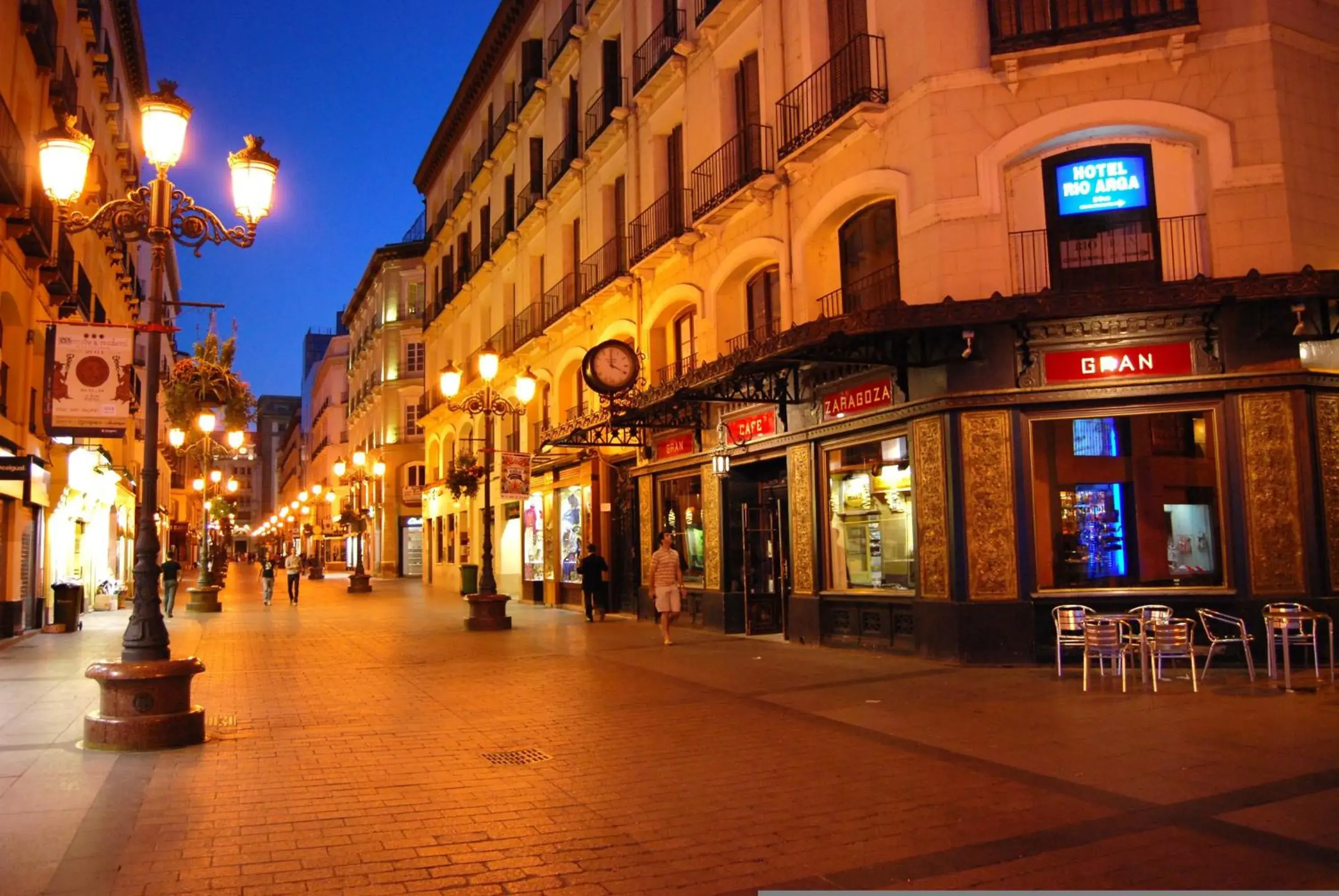 Facade/entrance in Hotel Rio Arga Facade/entrance in Hotel Rio Arga