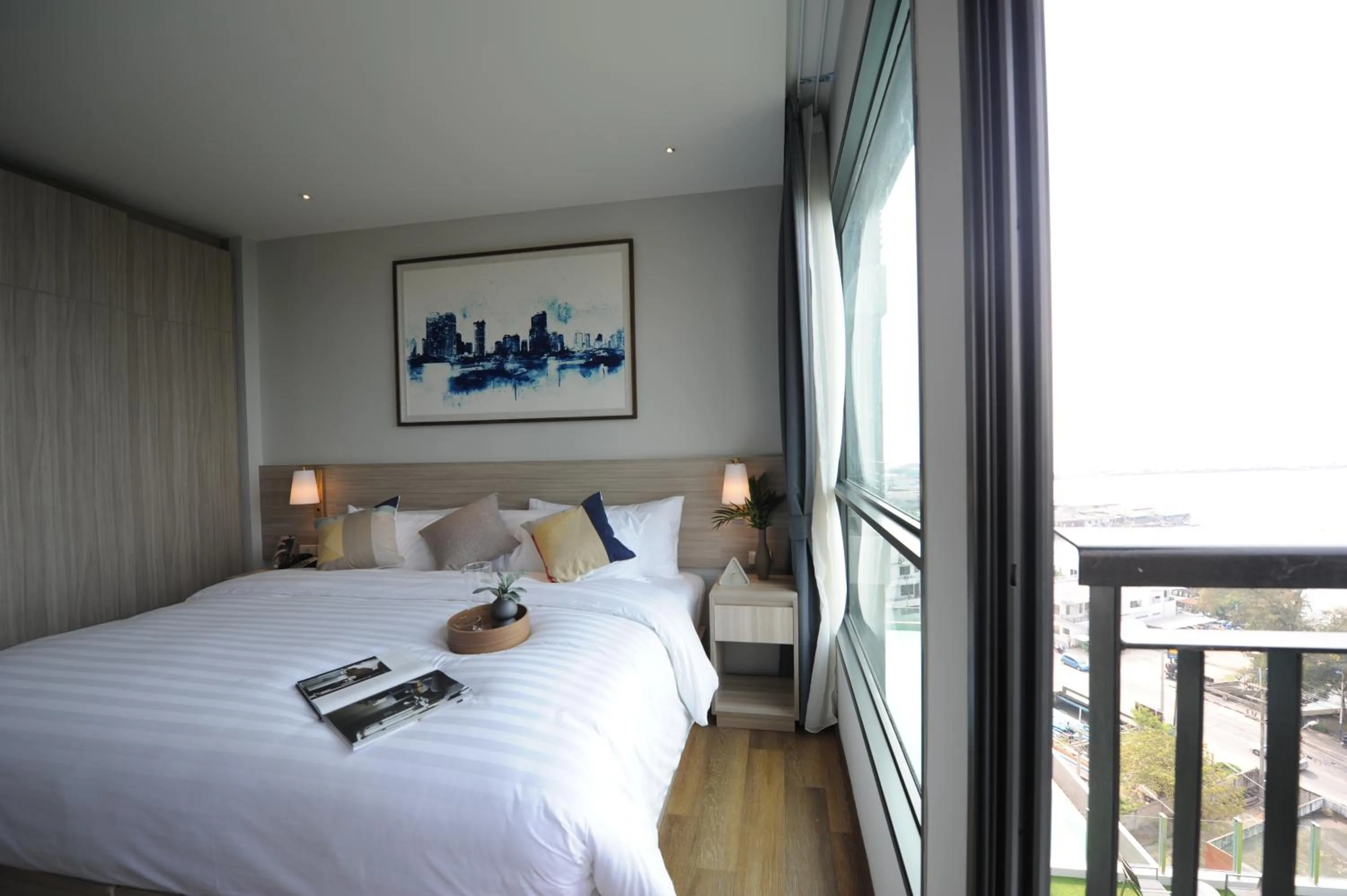 Bed in Oakwood Hotel & Residence Sri Racha