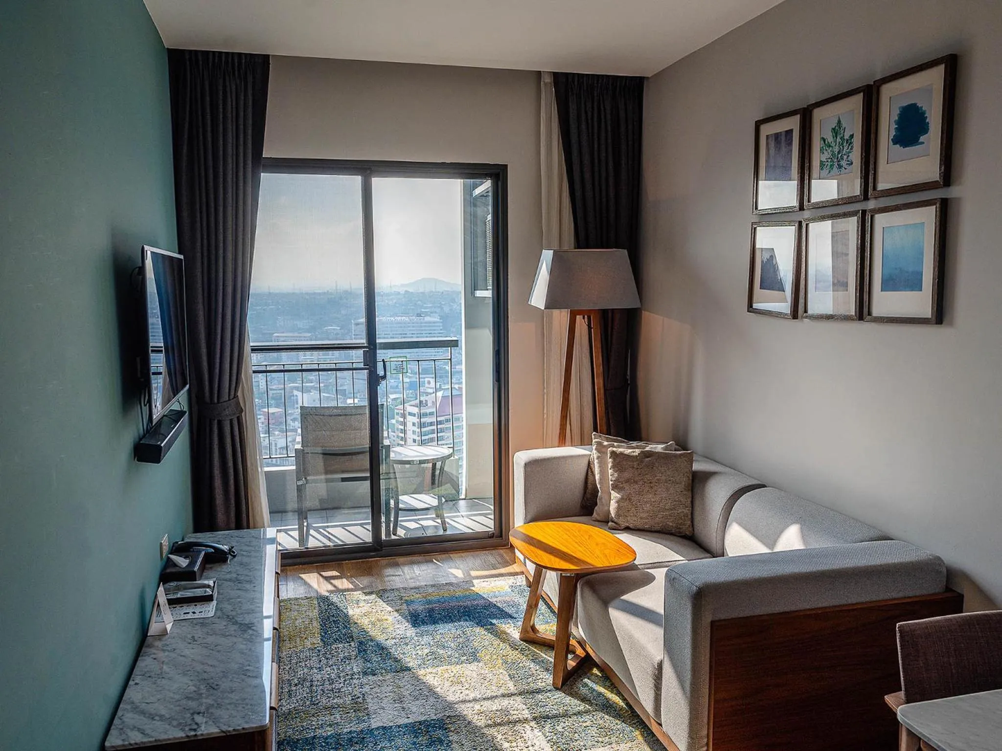 Seating area in Oakwood Hotel & Residence Sri Racha