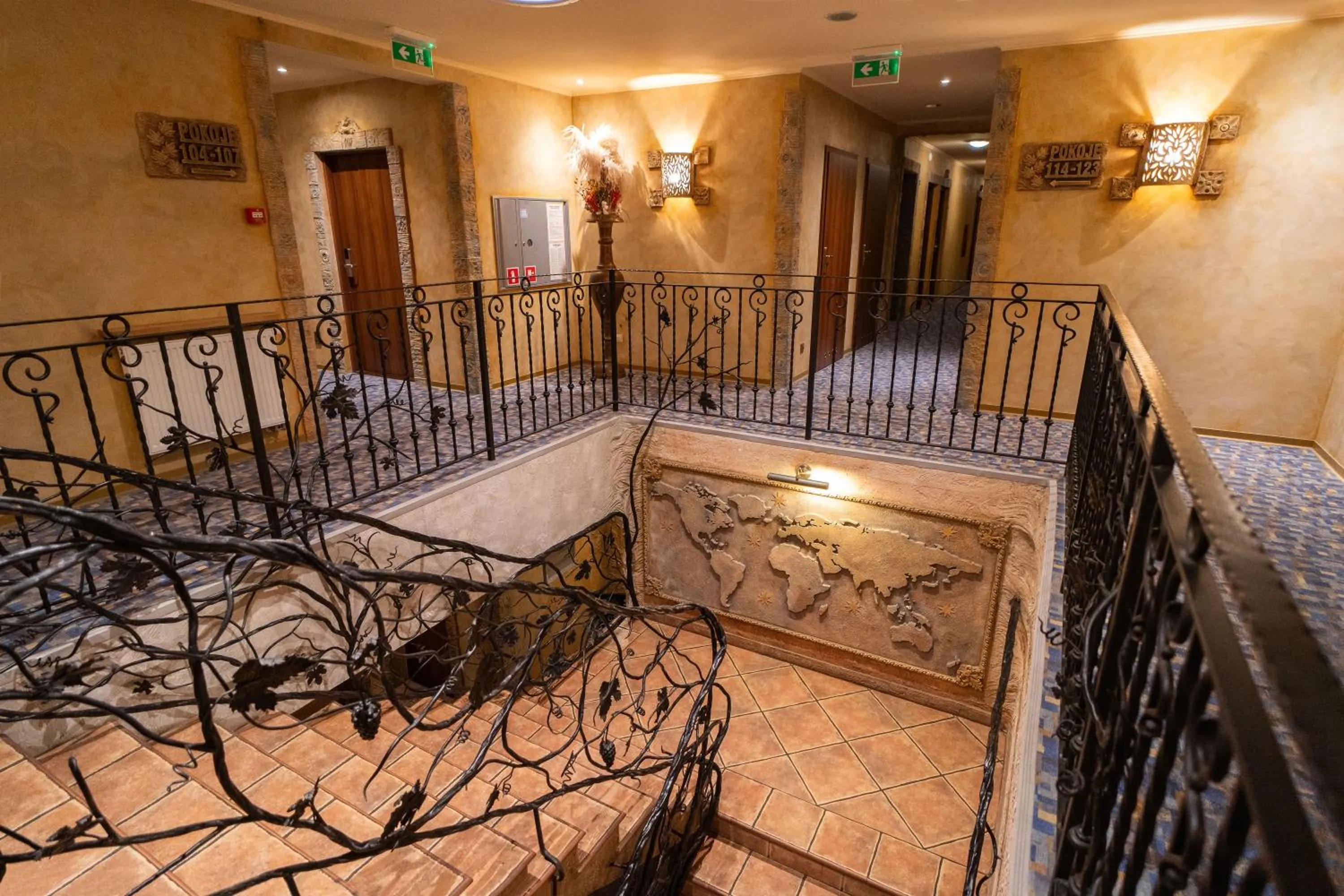 Facade/entrance in Hotel Księcia Józefa