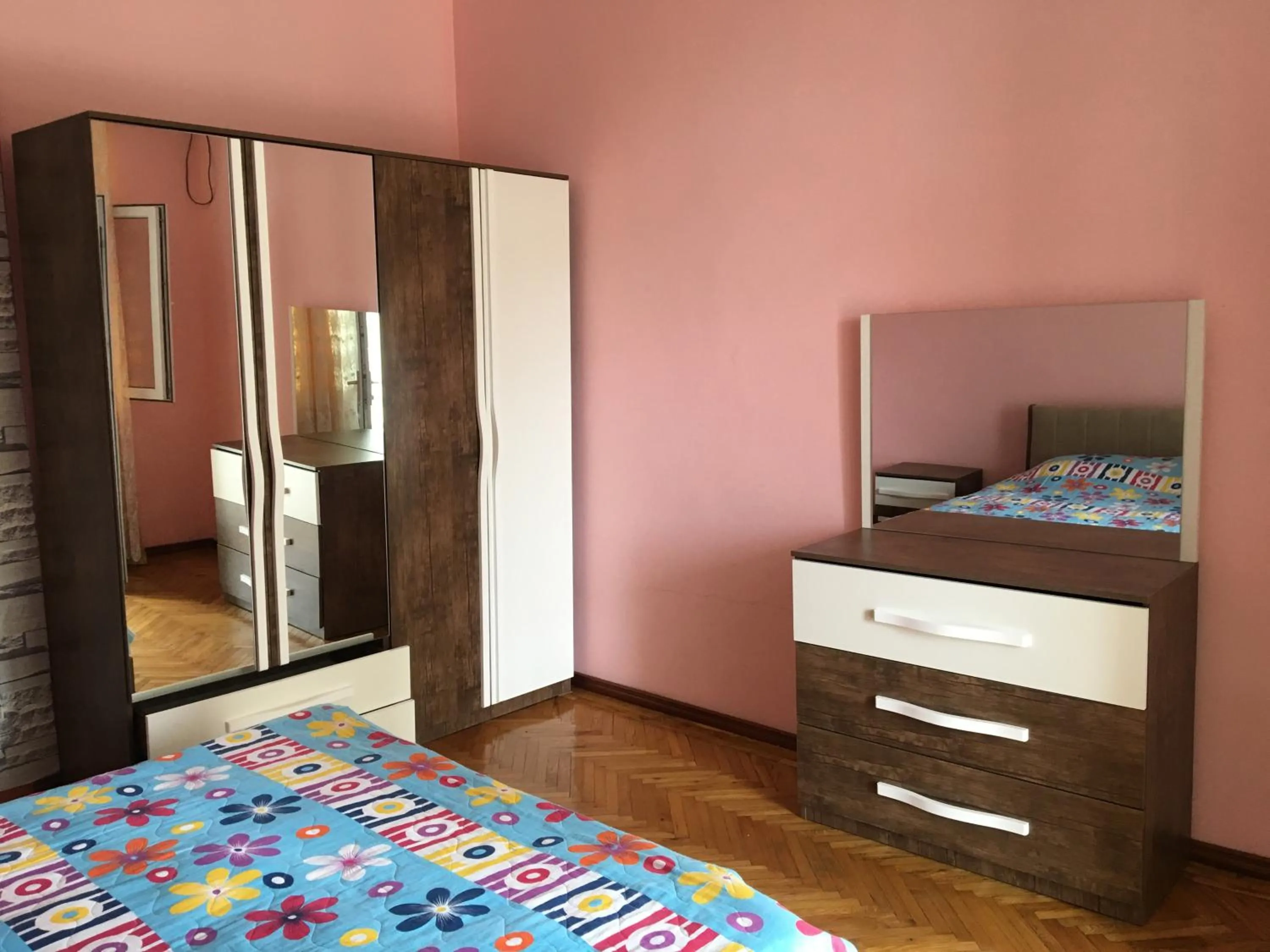 Bed in Marina kvariati