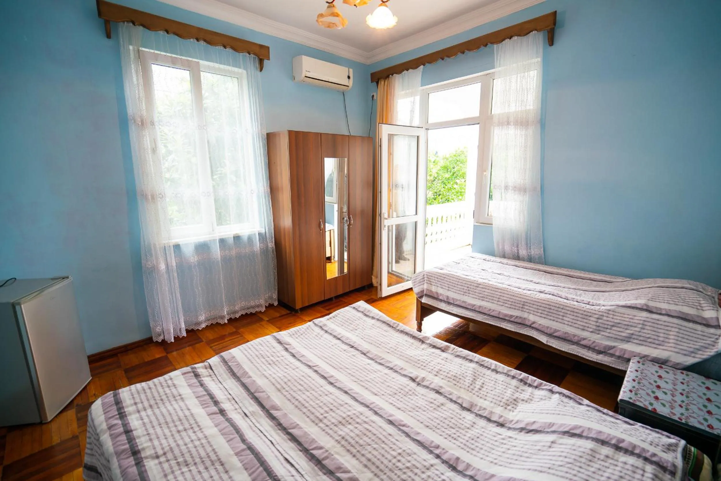Bed in Marina kvariati