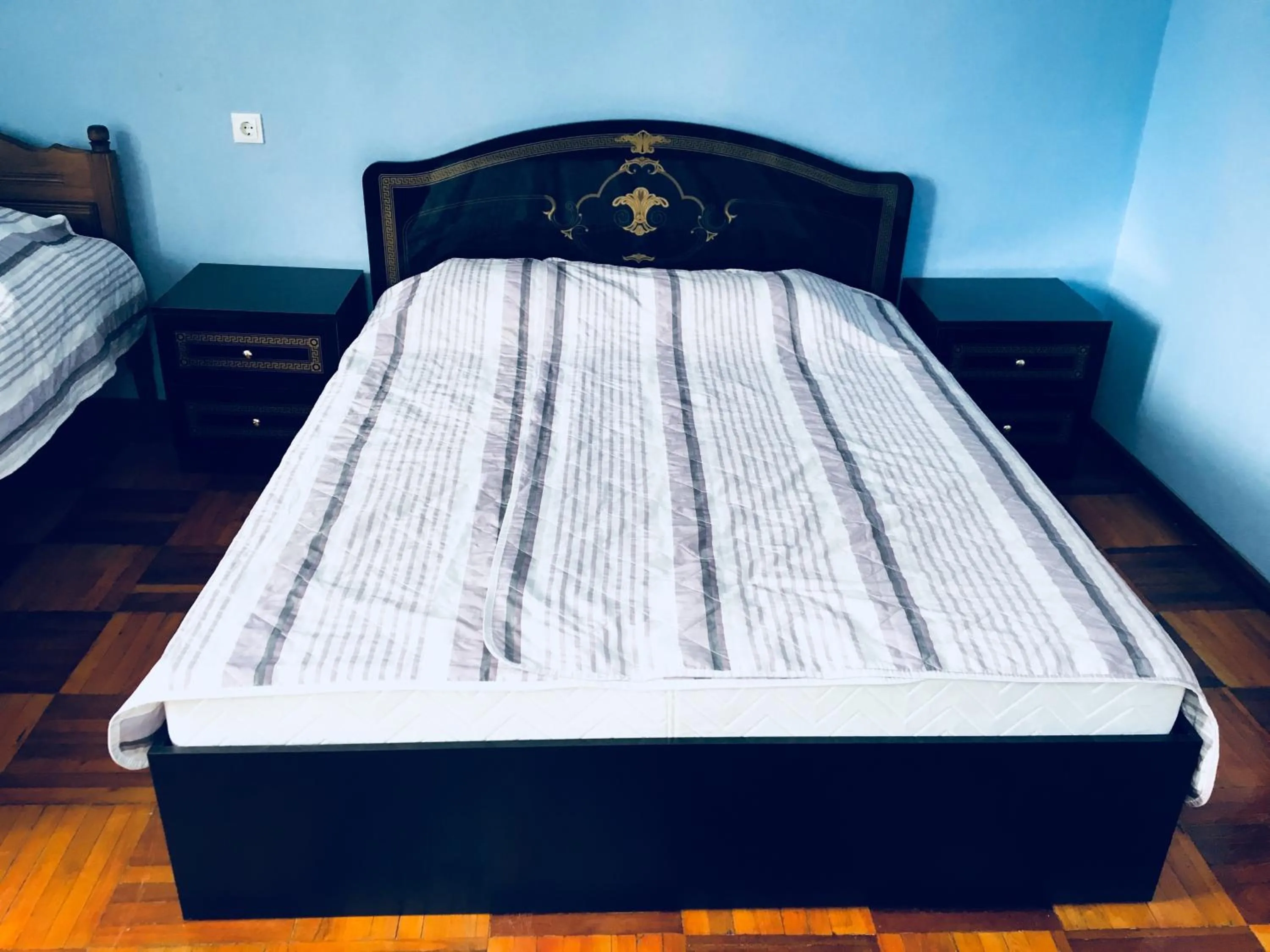 Bed in Marina kvariati