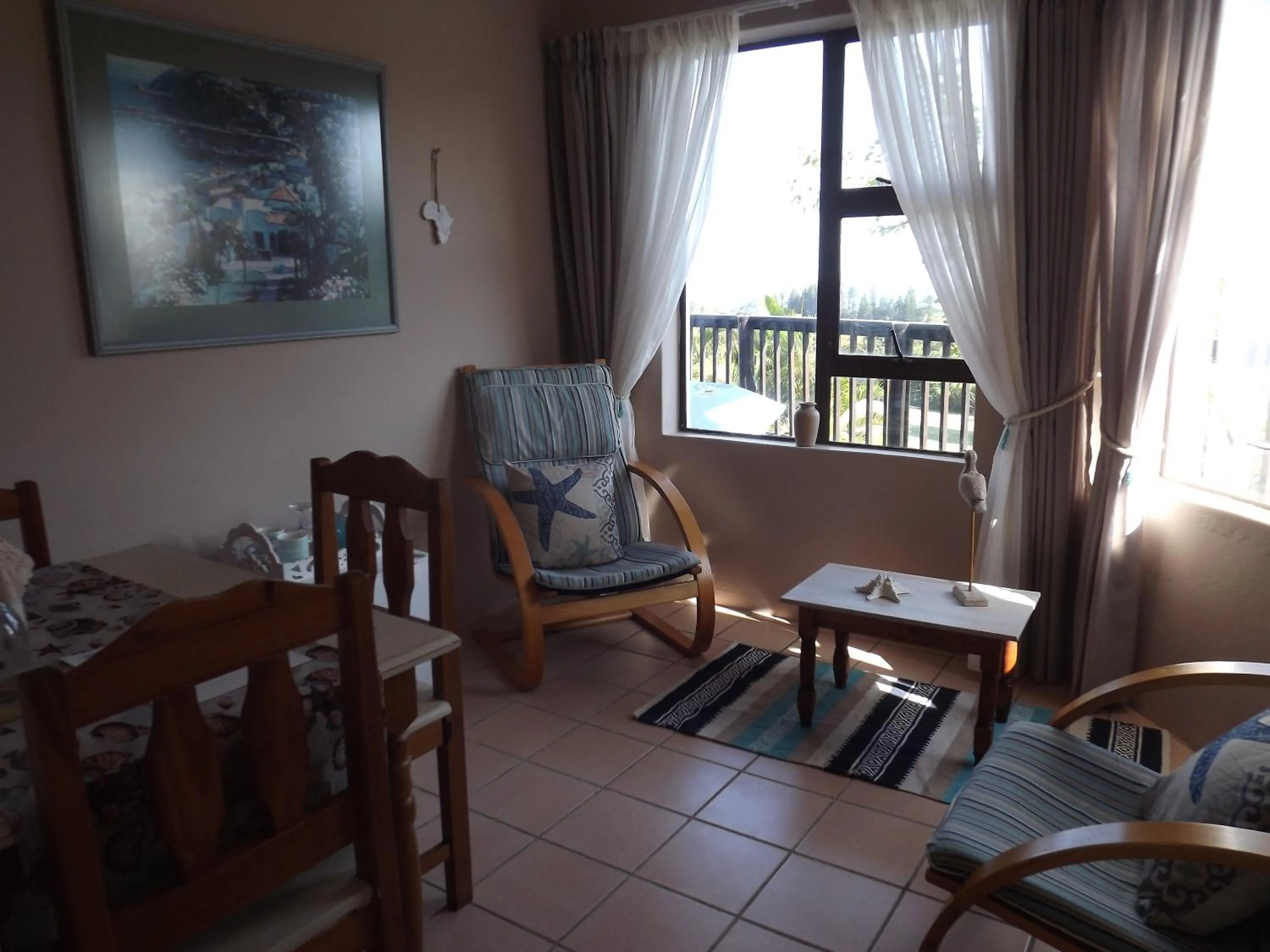 Seating area in Stroke-One-Inn