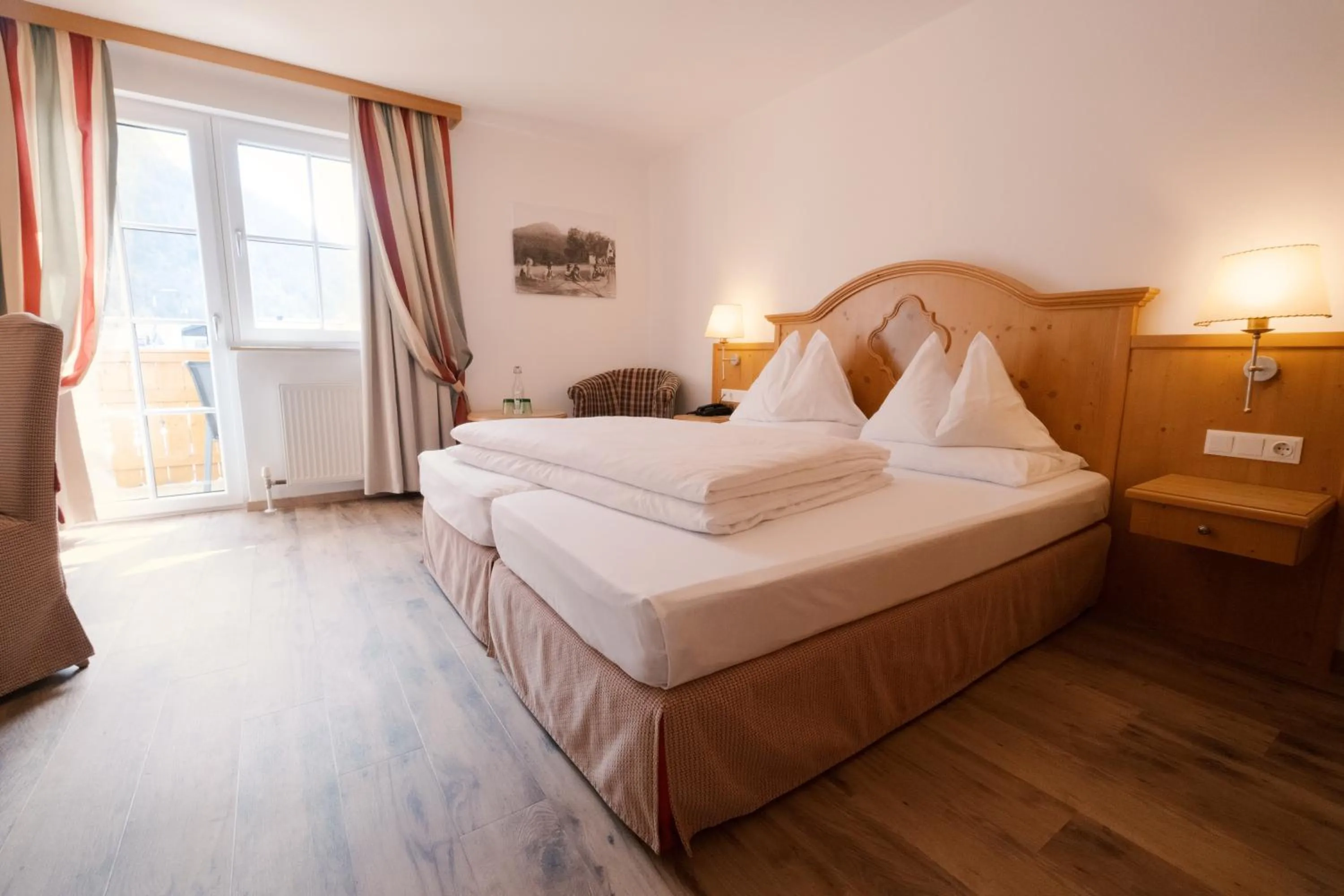 Photo of the whole room, Bed in Vogl's Nest